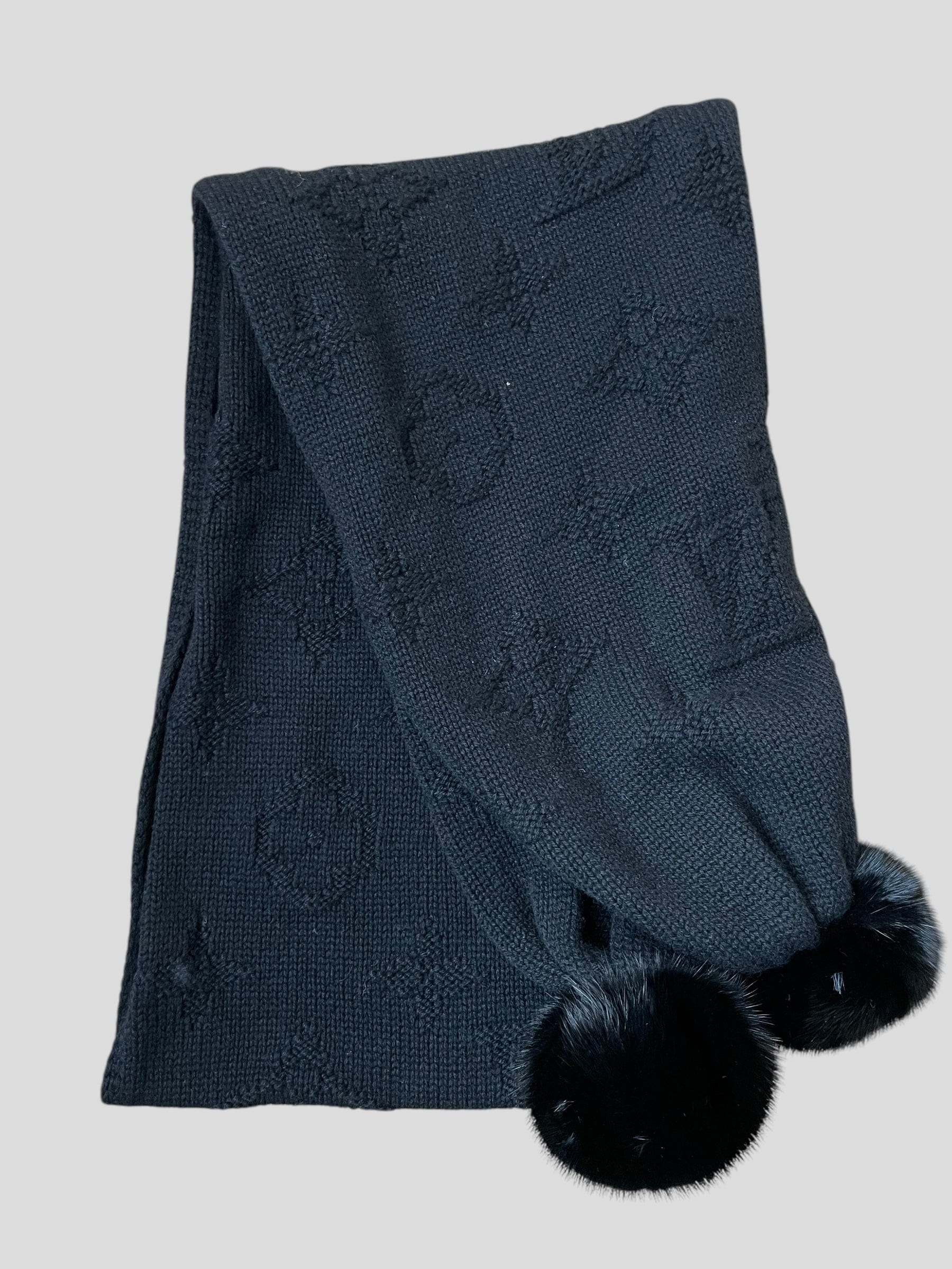 Louis Vuitton Lous Vuitton Monogram Knit Scarf Black DXBK0156