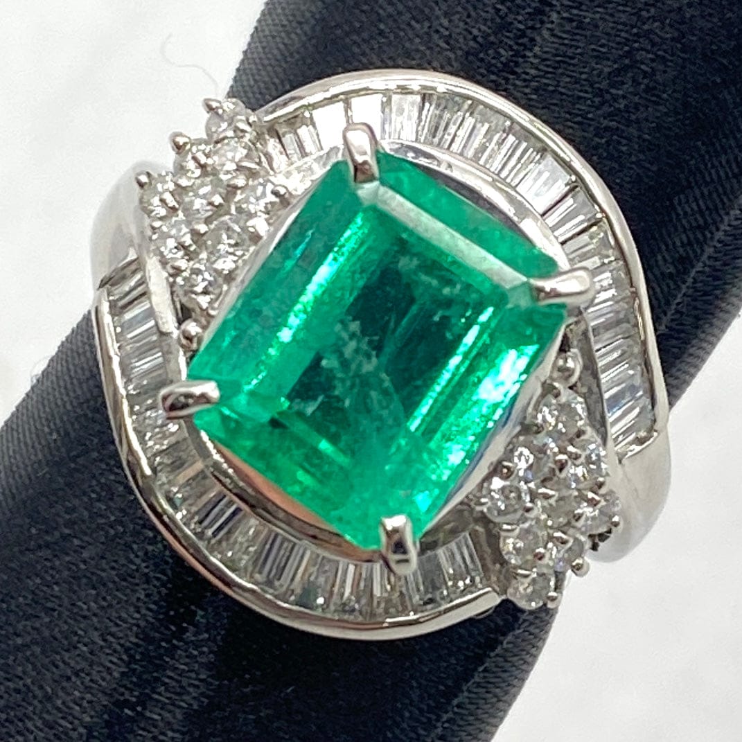 Luxury Promise 25-56290-0 PT900 Emerald Ring EM 3.83 DA 1.00 10.4g GIA Colombia F1
