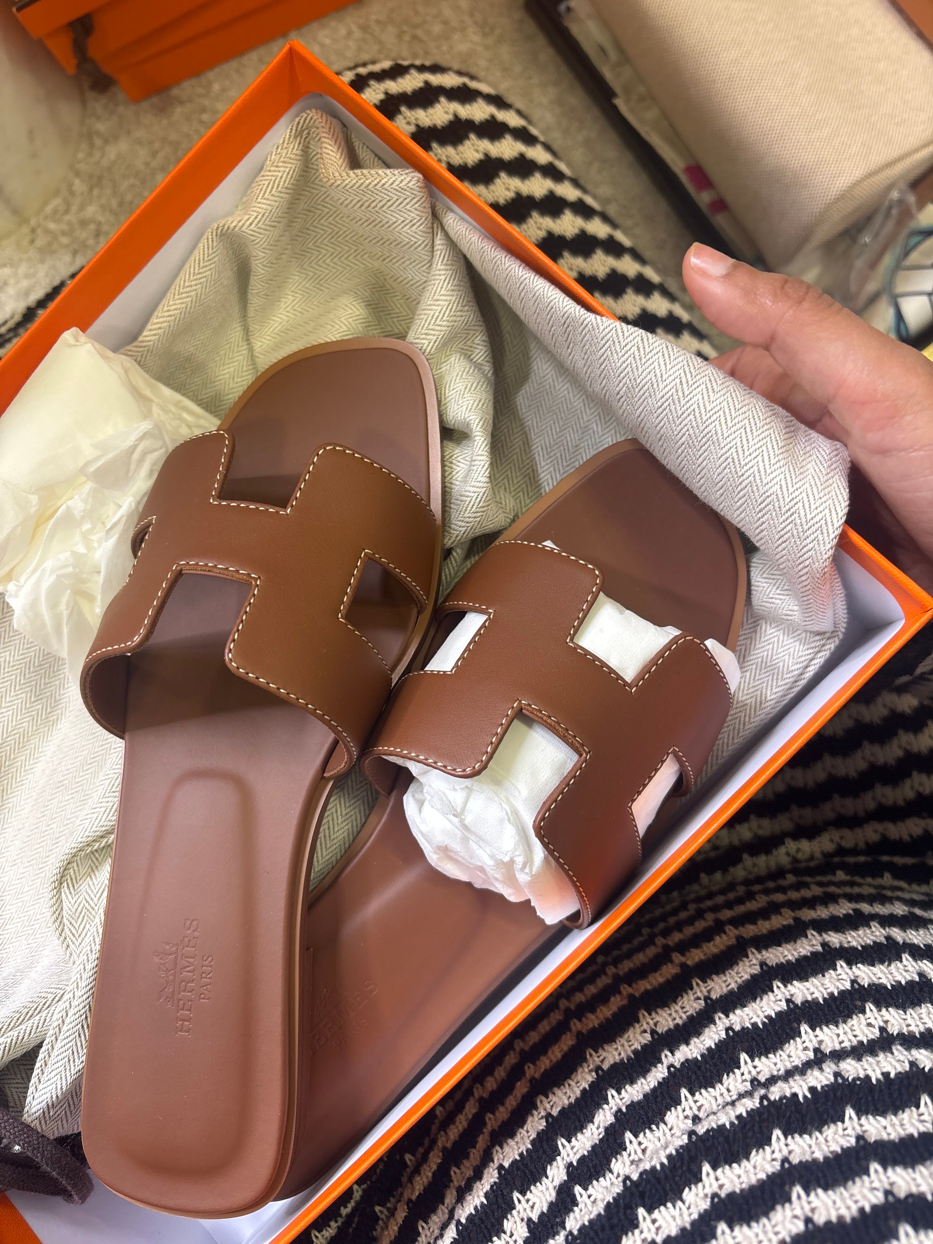 Luxury Promise Hermes Orans 37 gold ALC3975