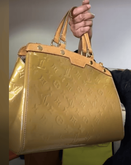 Luxury Promise Louis Vuitton shoulder bag ALC3914