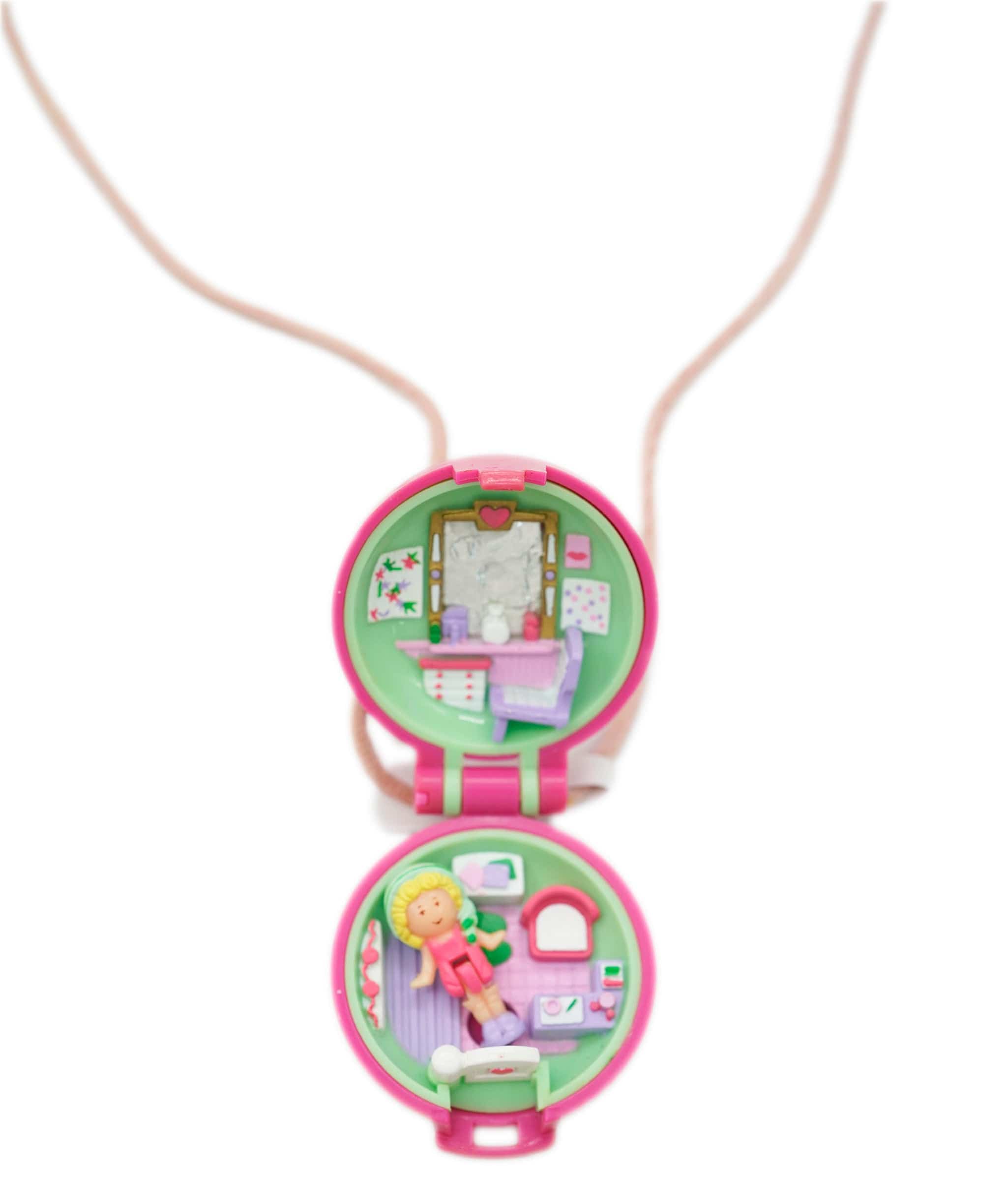 Luxury Promise Vintage Polly Pocket 1991 Polly in Her Keep Fit Locket 100% complete DXBS3172