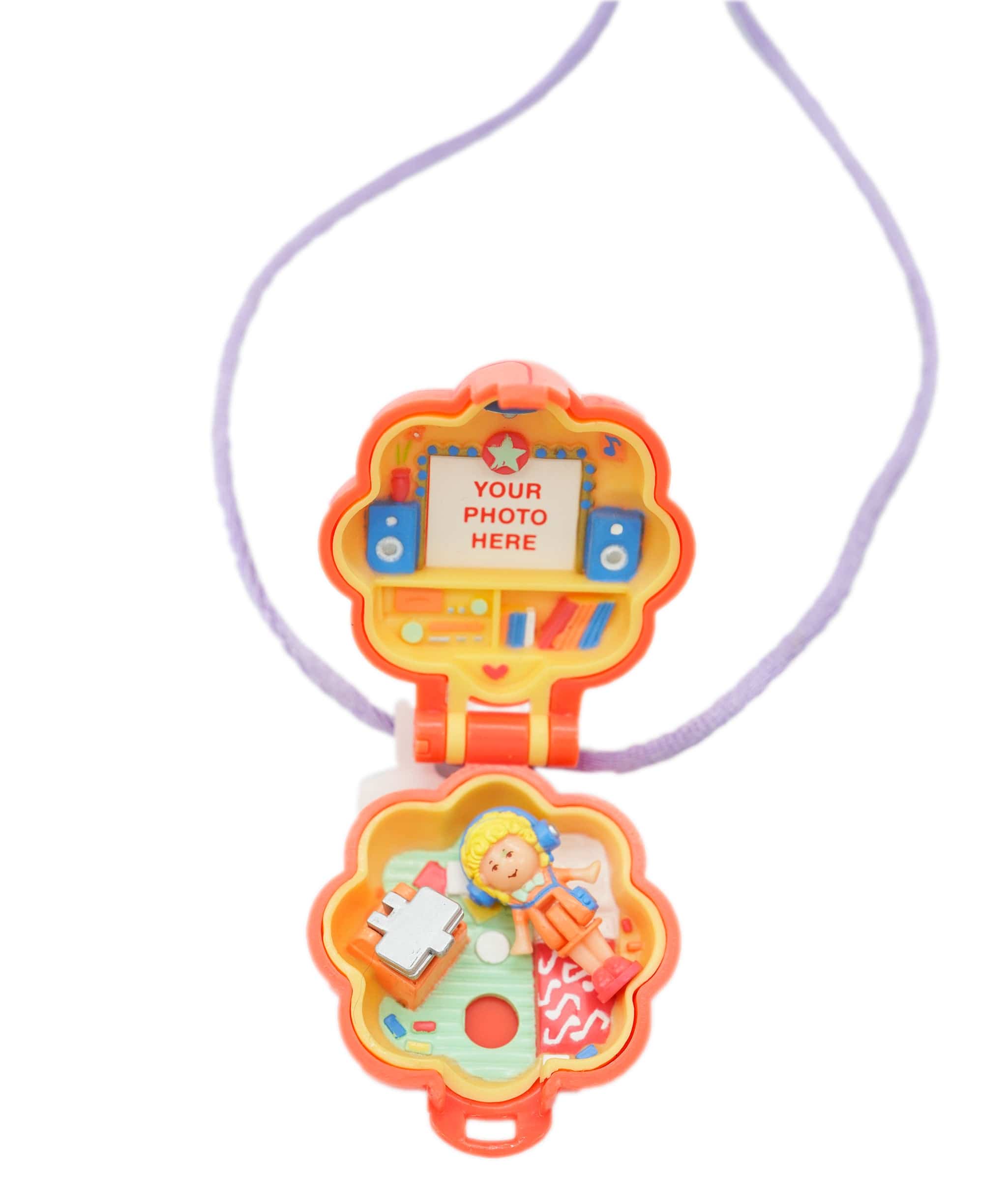 Luxury Promise Vintage Polly Pocket 1991 - Polly in Her Music Room Locket Necklace - Complete DXBS3174