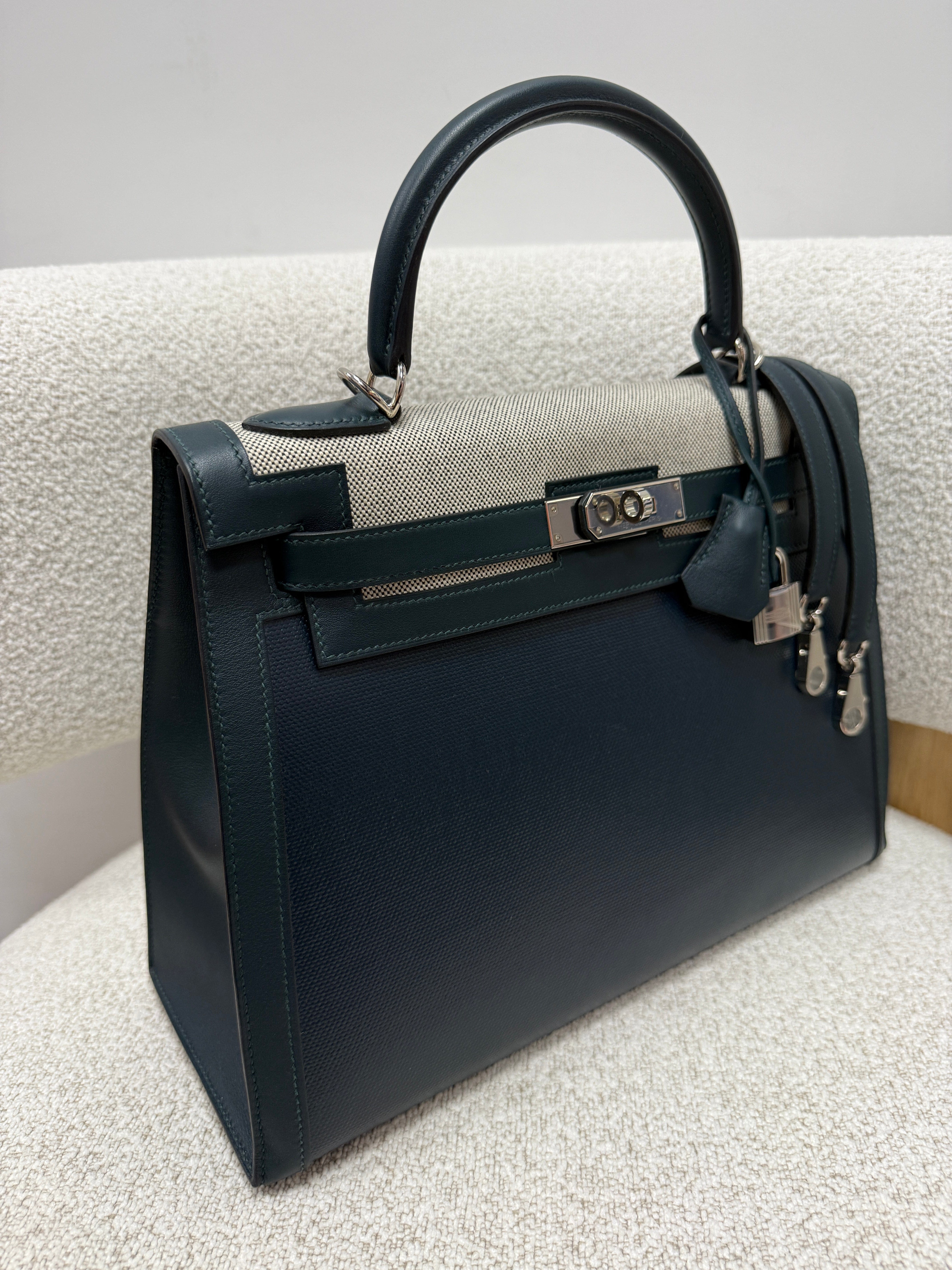 LUXURY PROMISE *HK LOCATED*PRELOVED HERMÈS KELLY 32CM VERT CYPRESS Toile H Berline and Swift Leather with Palladium Hardware