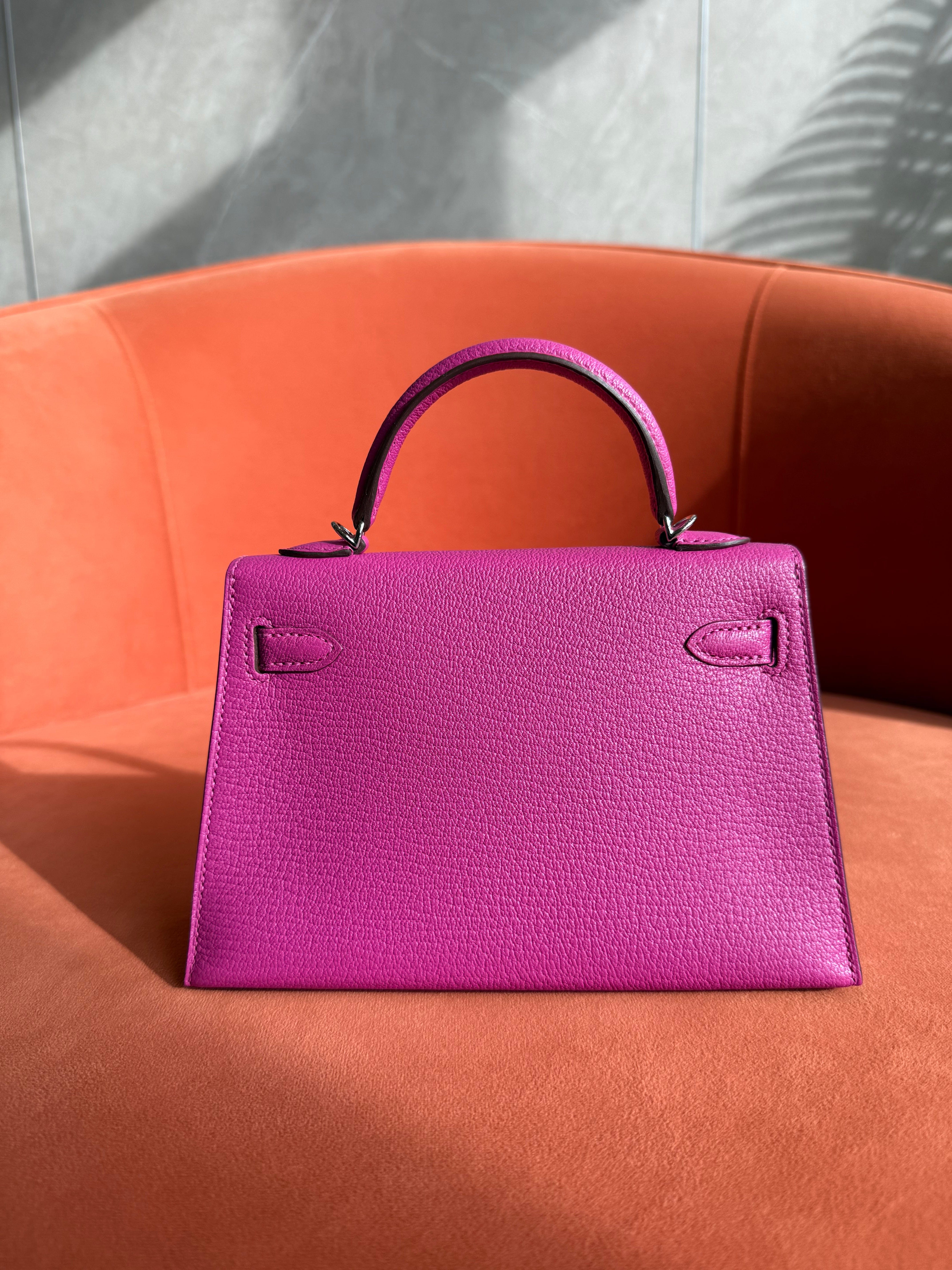 LUXURY PROMISE *LONDON LOCATED* HERMÈS MINI KELLY II 20CM MAGNOLIA Chèvre Mysore Leather with Palladium Hardware