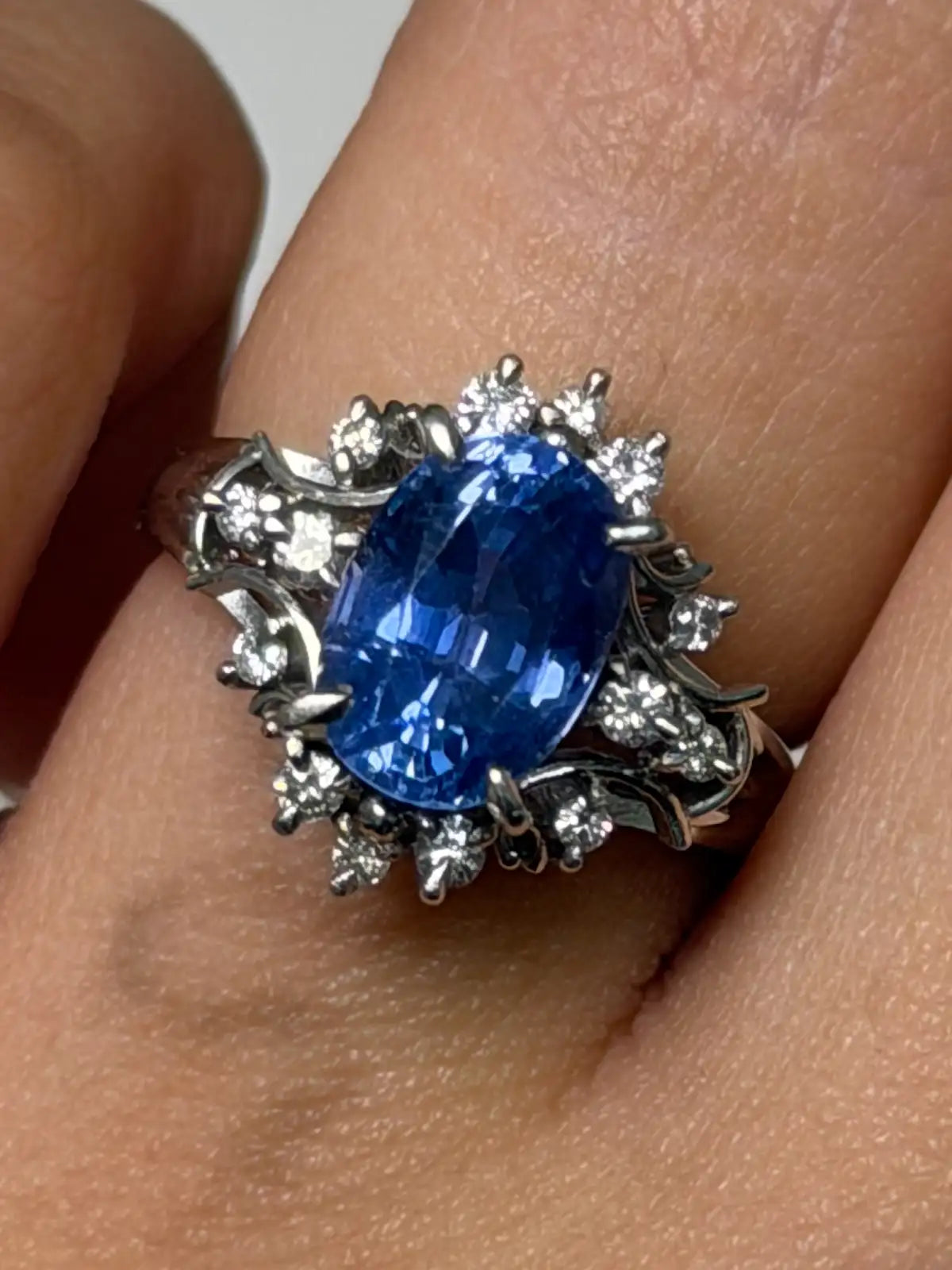 Luxury Promise Blue Sapphire Ring in Pt900 - S2.84ct / D0.19ct 5667 JJC0430