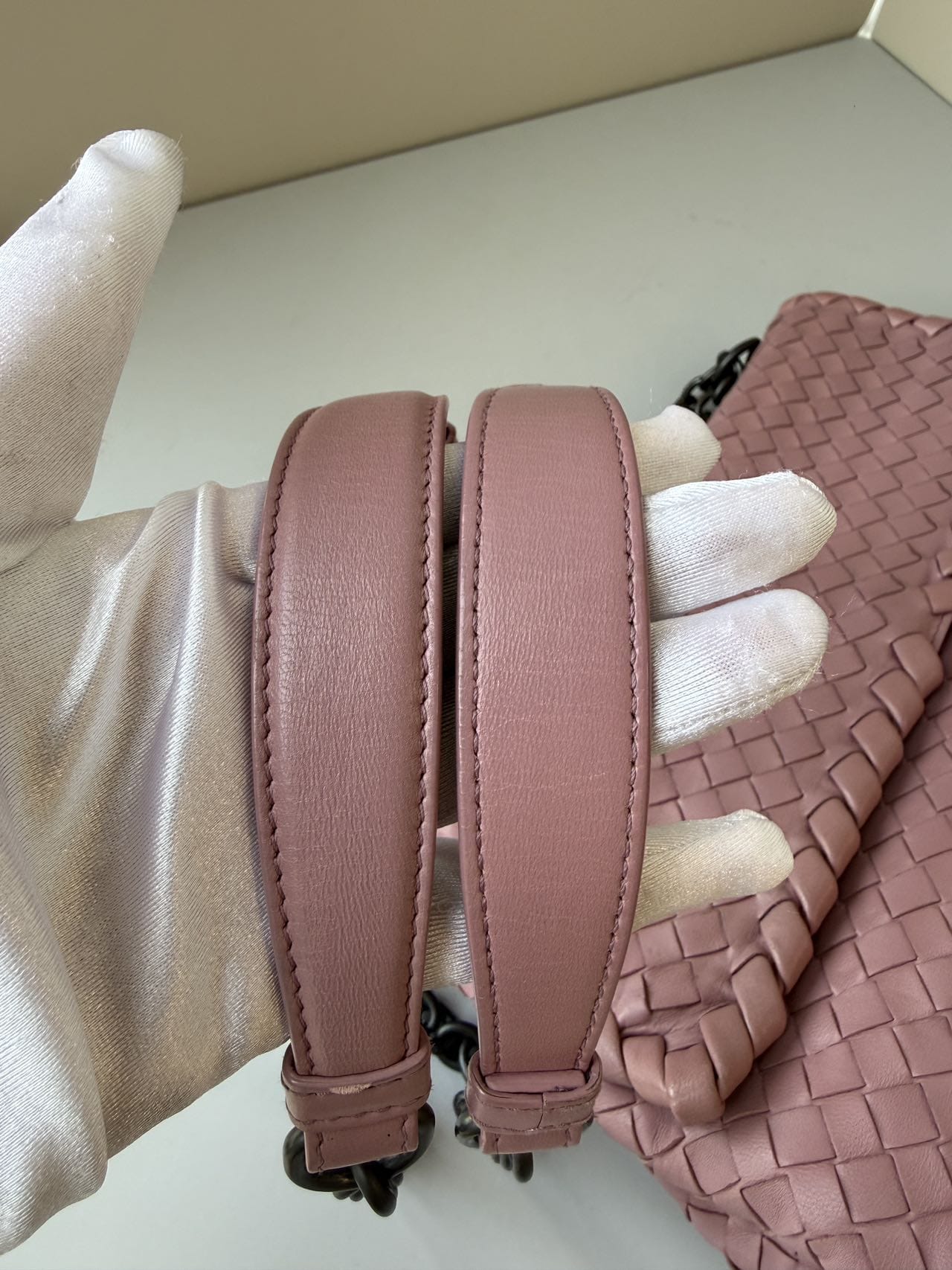Luxury Promise Bottega Veneta Olimpia Medium Shoulder Bag Dusty Rose Pink