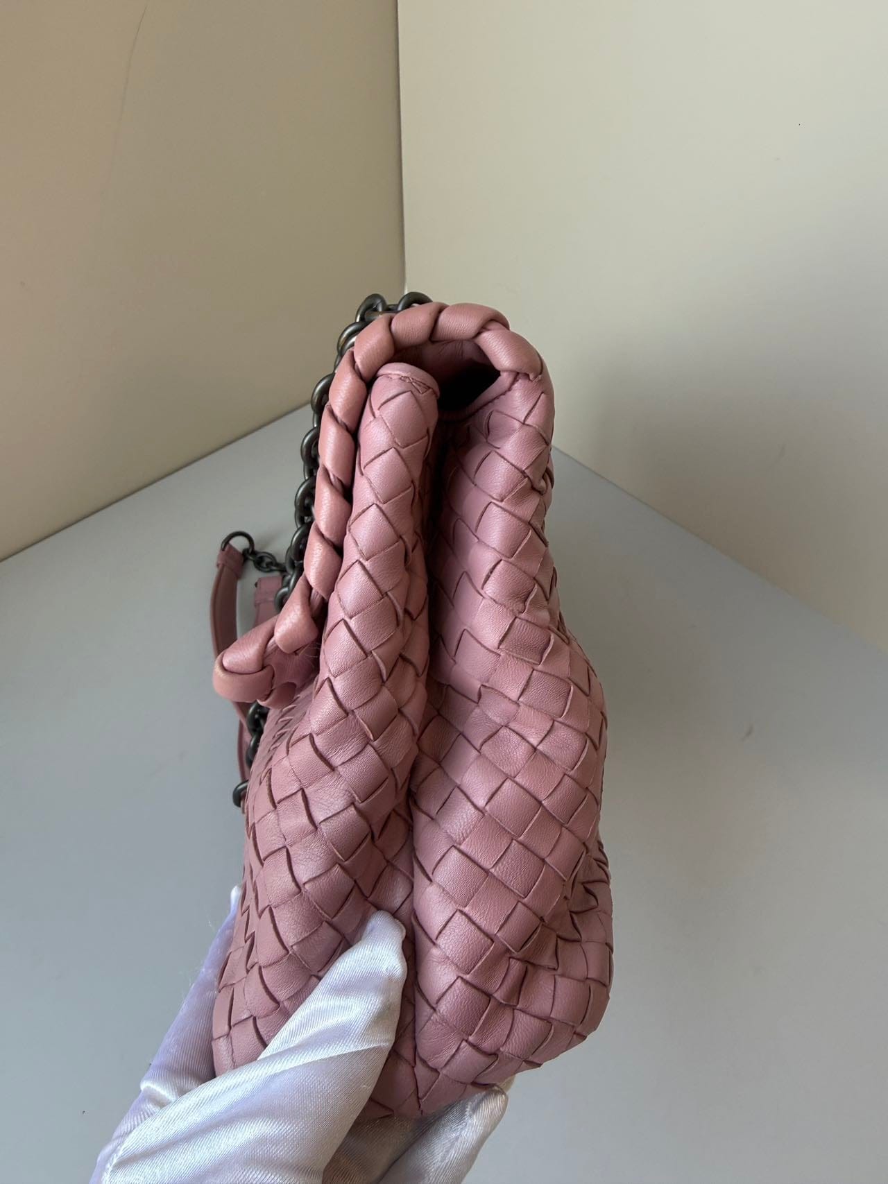 Luxury Promise Bottega Veneta Olimpia Medium Shoulder Bag Dusty Rose Pink