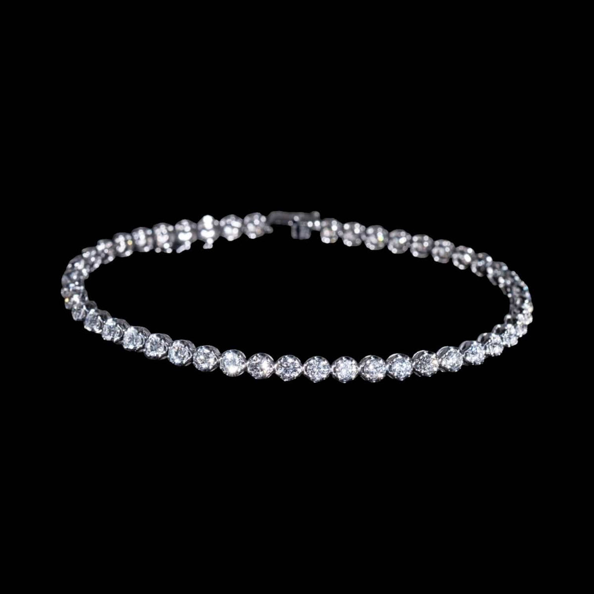 Luxury Promise 3.00ct Natural White Diamond Tennis Bracelet set in 18K White Gold