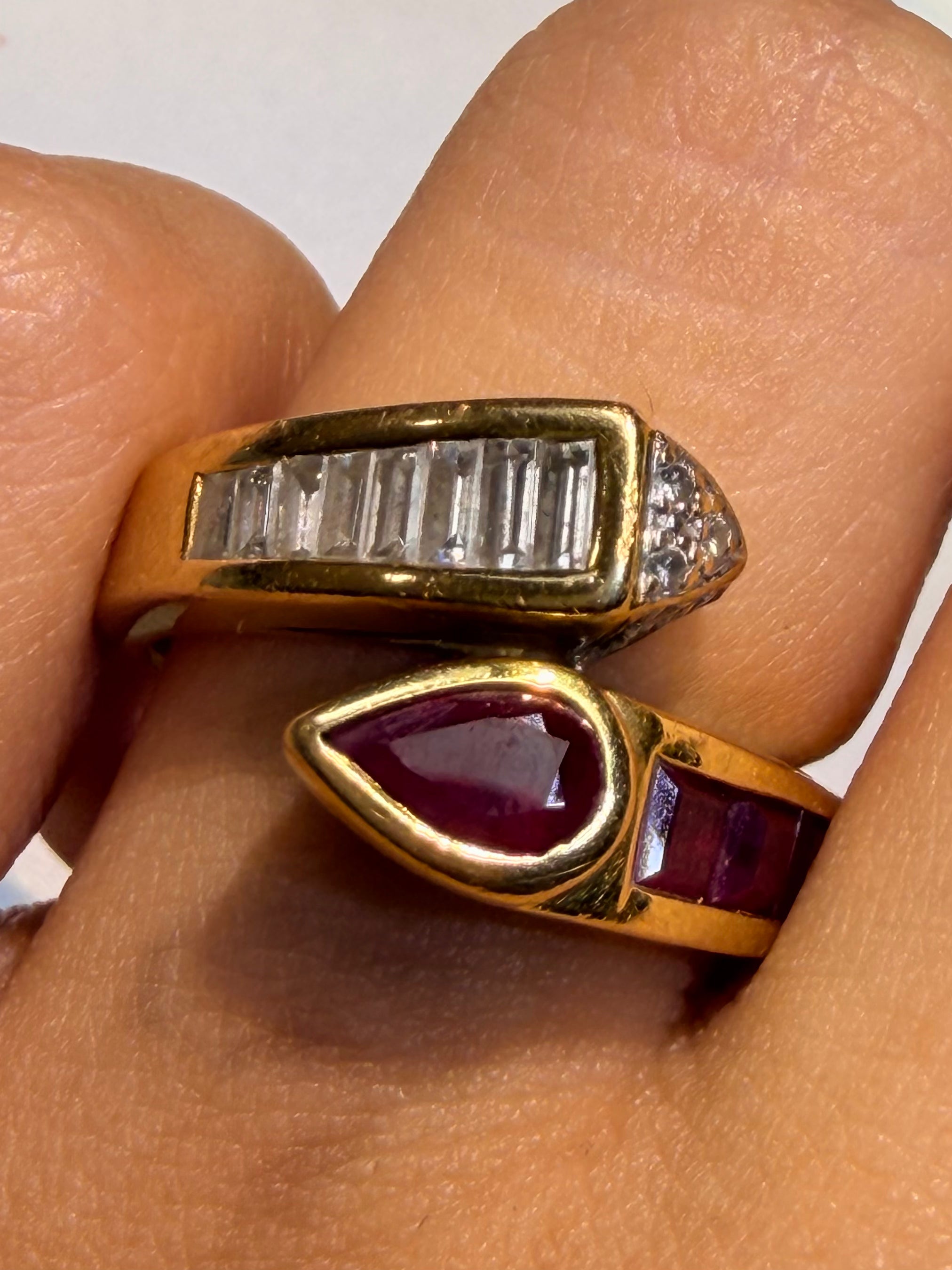 Luxury Promise Bypass Ruby Ring in 18K / R1.32ct / D0.47ct (7us) 2537 JJC0514