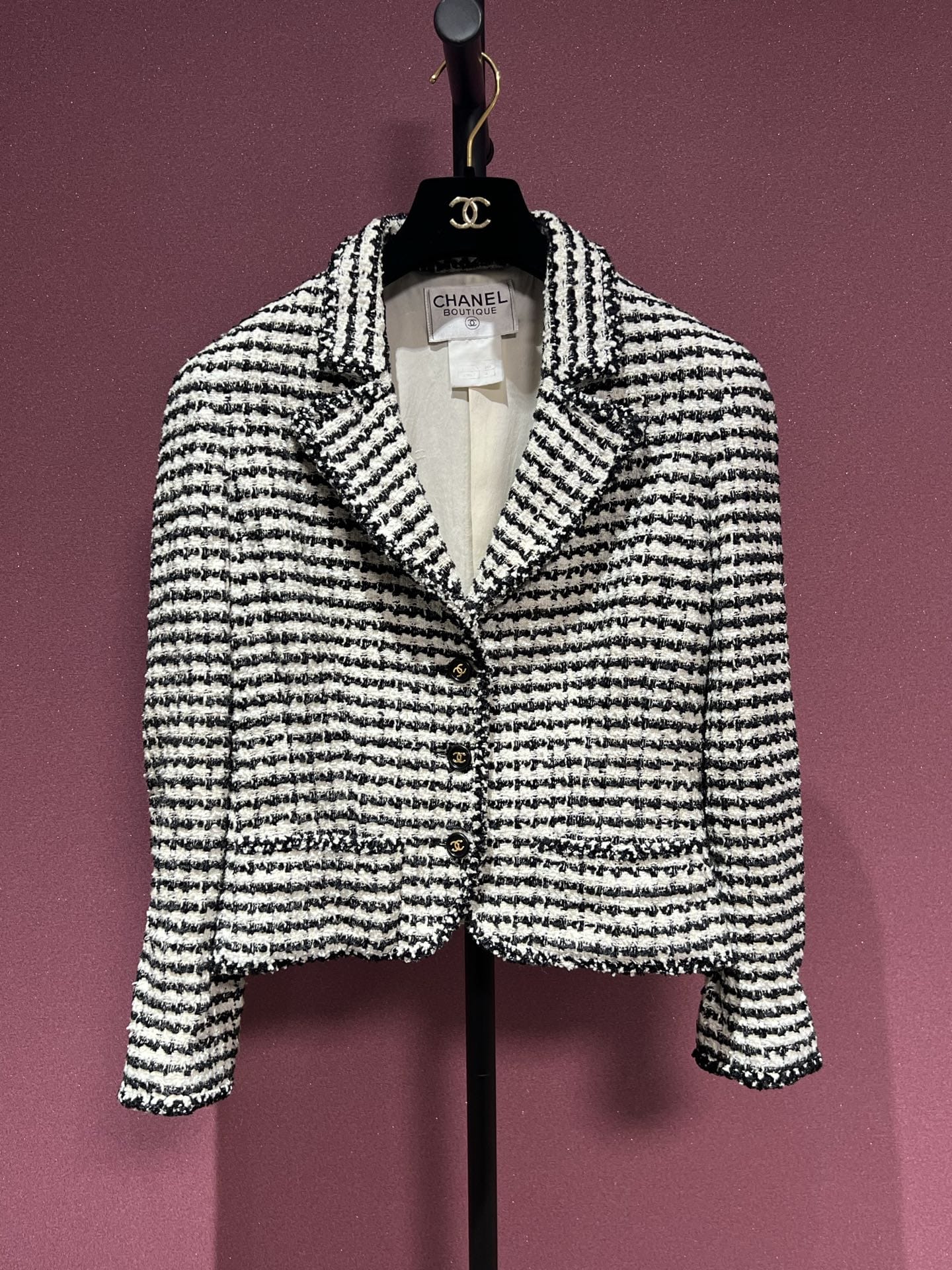 Luxury Promise CHANEL 1997 BW HERRINGBONE JACKET 42 FT101892