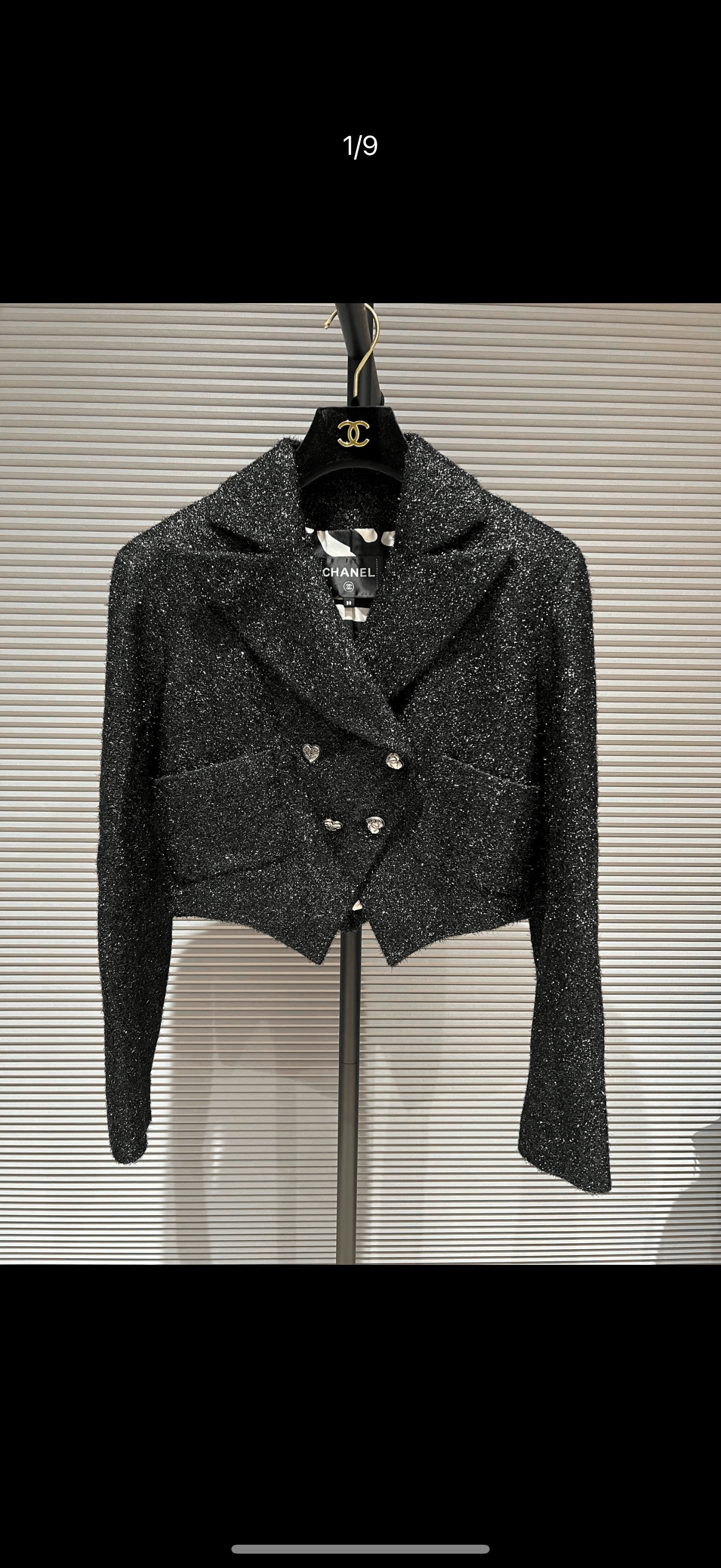 Luxury Promise Chanel 2021 black heart button blazer FT101401