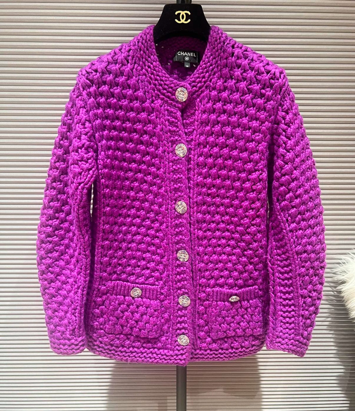 Luxury Promise CHANEL 22A PURPLE CARDIGAN 36 FT101603