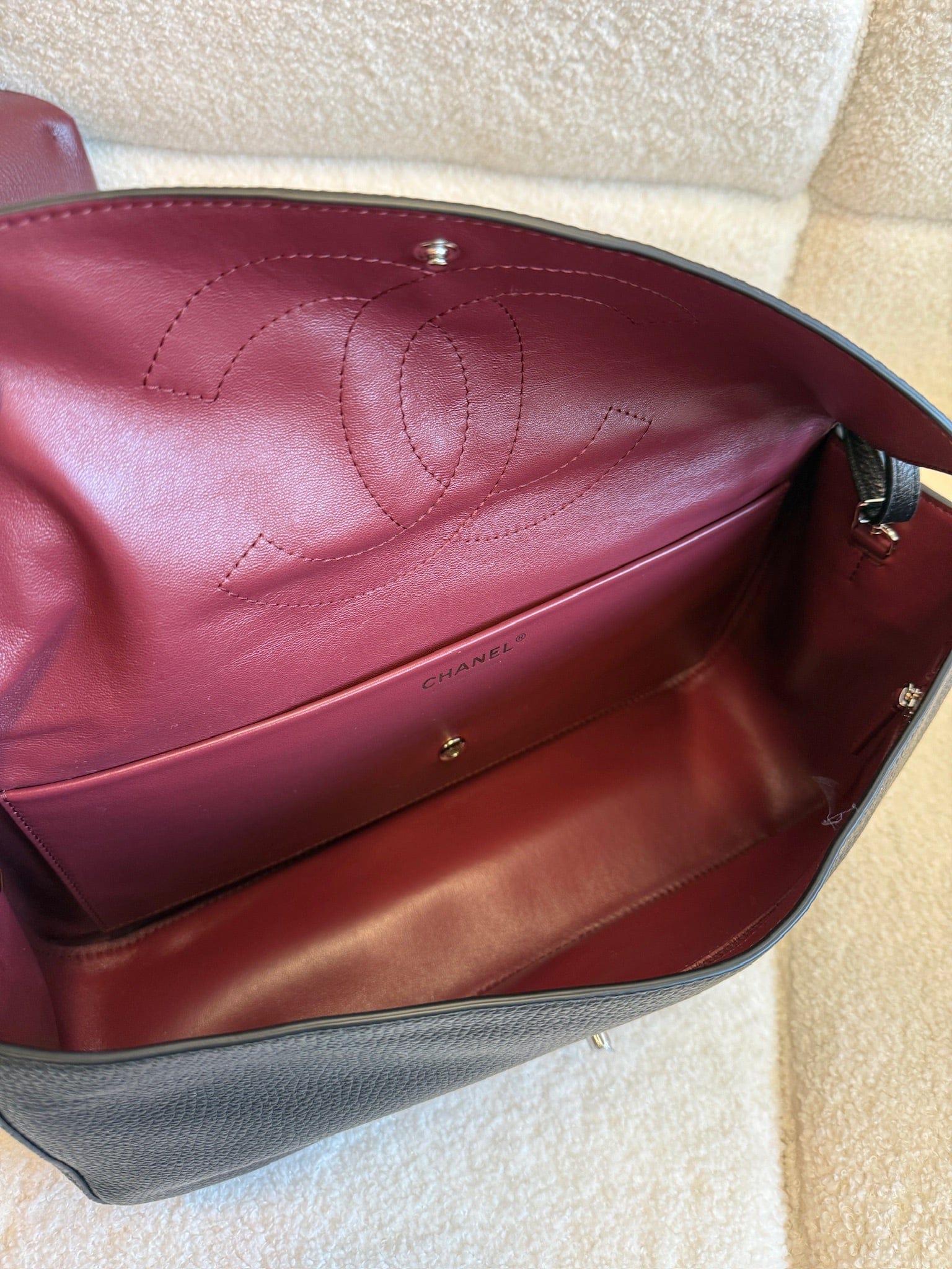 Luxury Promise Chanel Grained Calfskin Souplissimo Maxi Flap Black