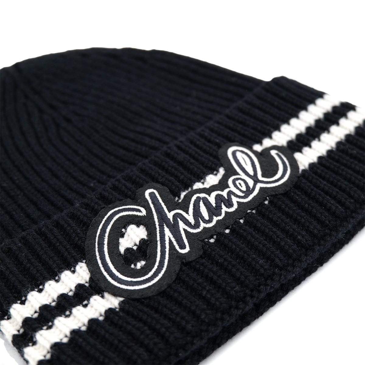 LUXURY PROMISE CHANEL KNIT HAT LOGO BLACK WHITE CASHMERE RTW 90307366