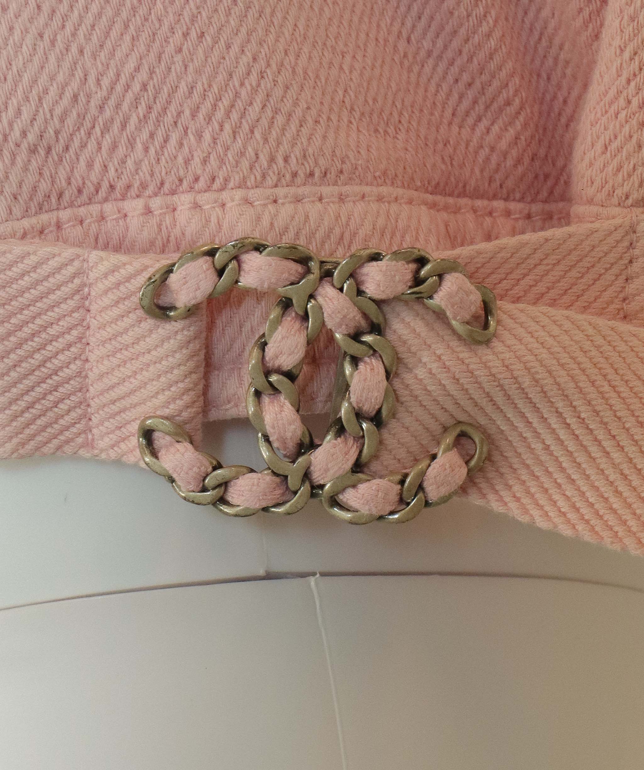 Luxury Promise CHANEL PINK DENIM JACKET FT34