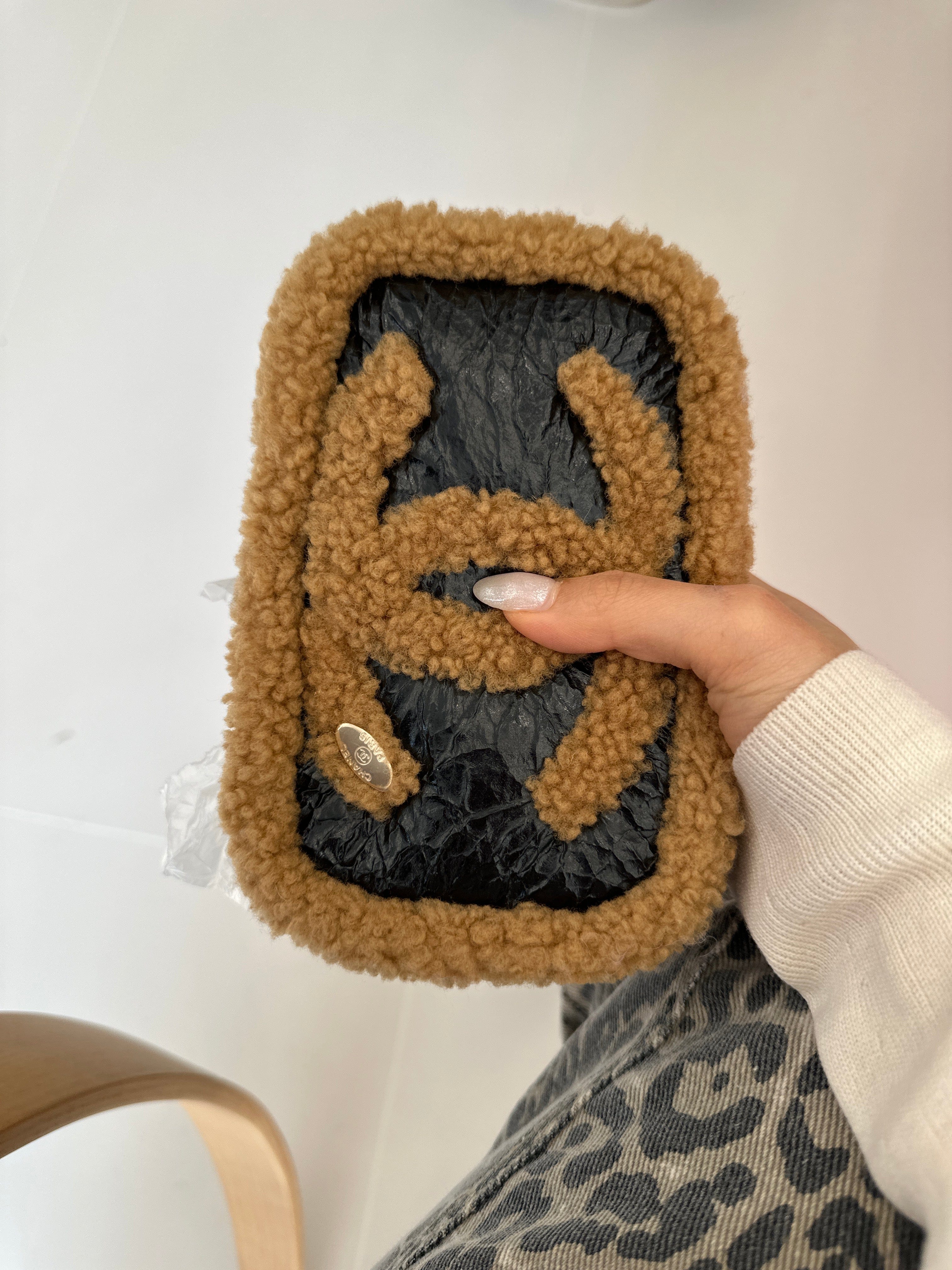 Luxury Promise CHANEL TEDDY BAG AVCB1053