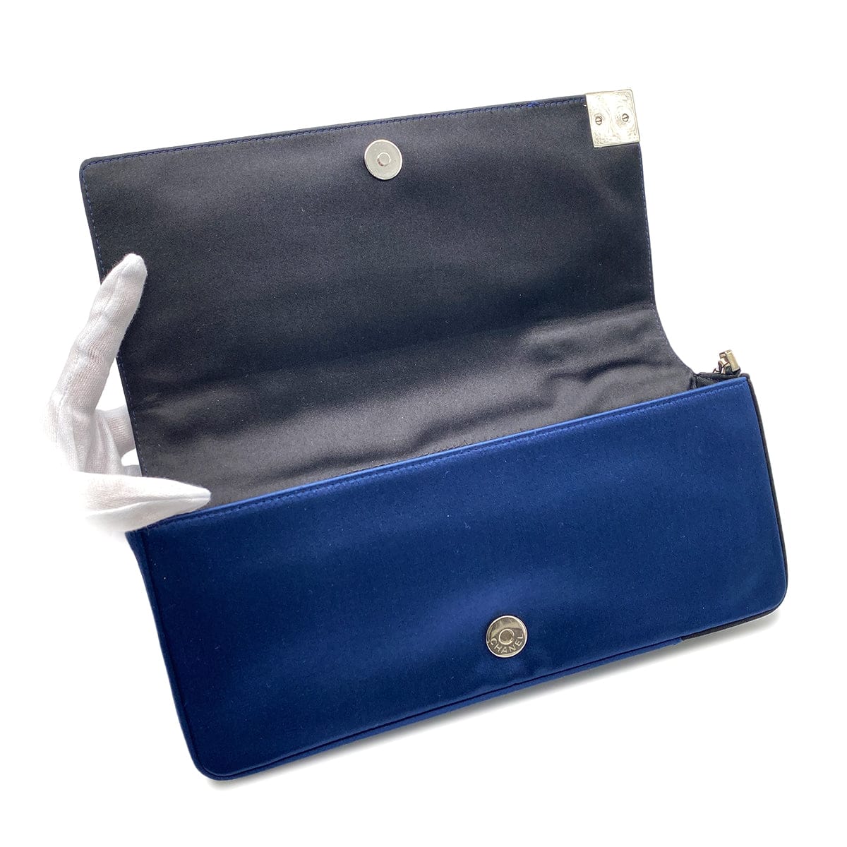 LUXURY PROMISE CHANEL VINTAGE CHOCOLATE BAR CHAIN SHOULDER BAG BLUE BLACK SATIN 90270797