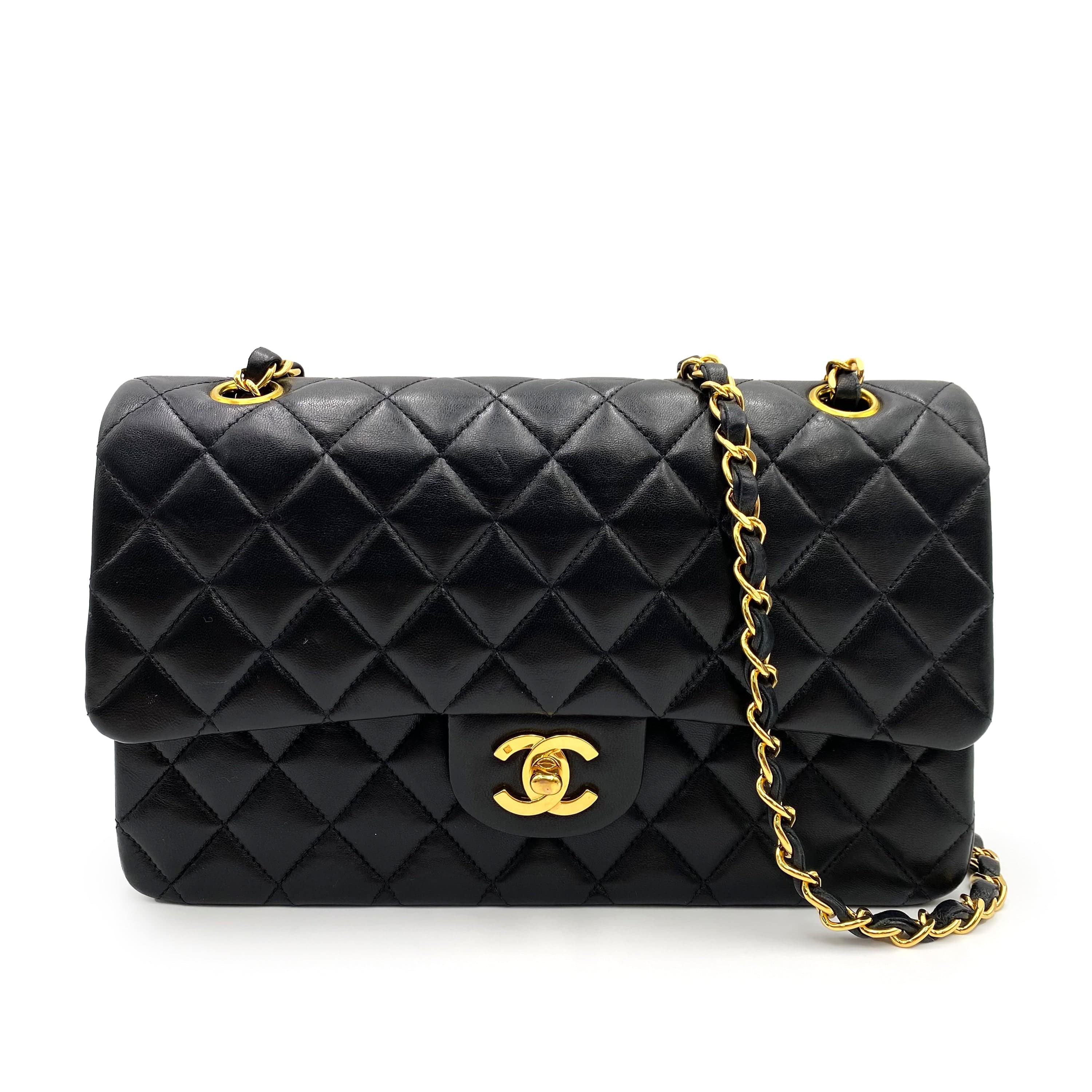Luxury Promise CHANEL VINTAGE CLASSIC FLAP MEDIUM CHAIN SHOULDER BAG BLACK LAMB SKIN 90233728