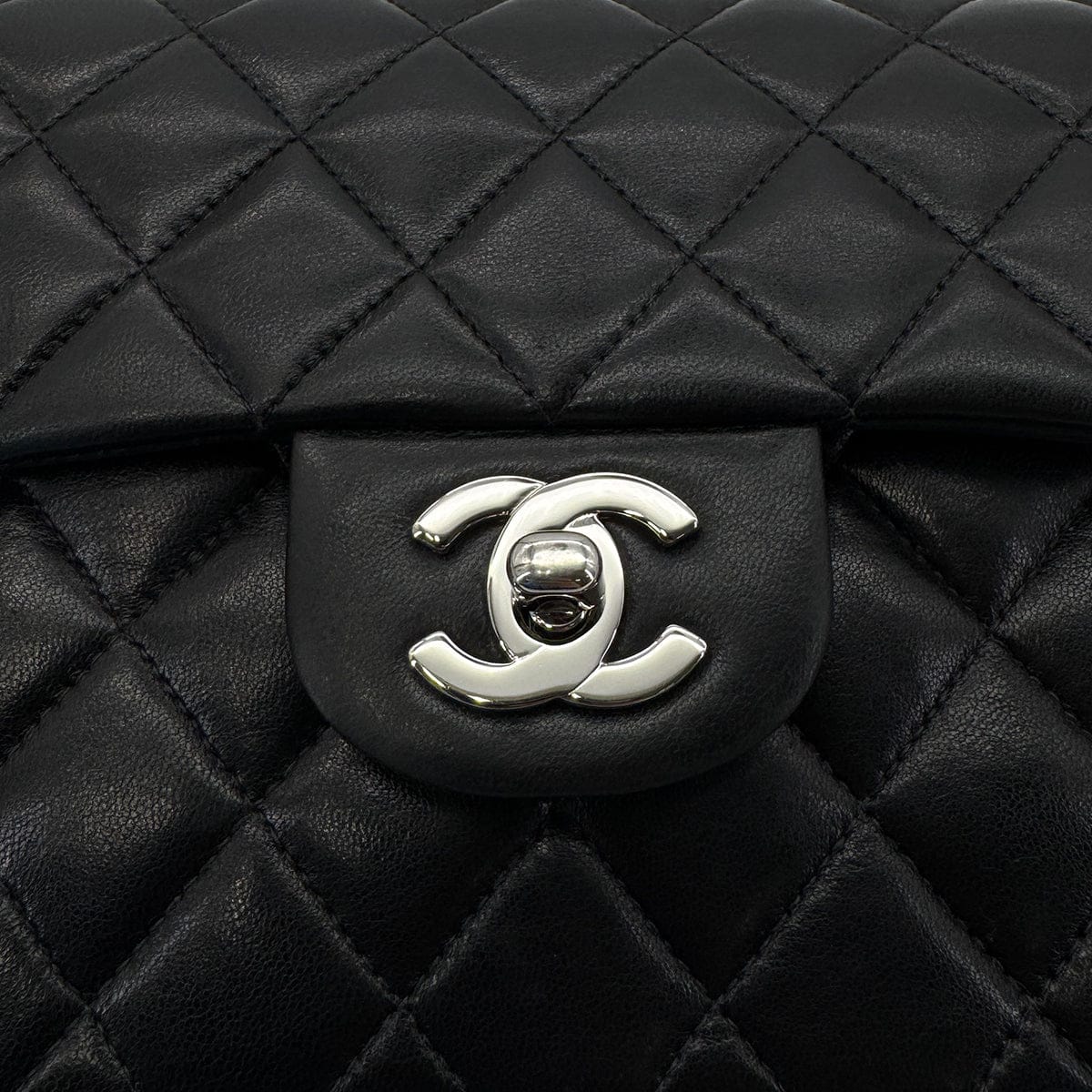 LUXURY PROMISE CHANEL VINTAGE CLASSIC FLAP SMALL CHAIN SHOULDER BAG BLACK LAMB SKIN 90284389