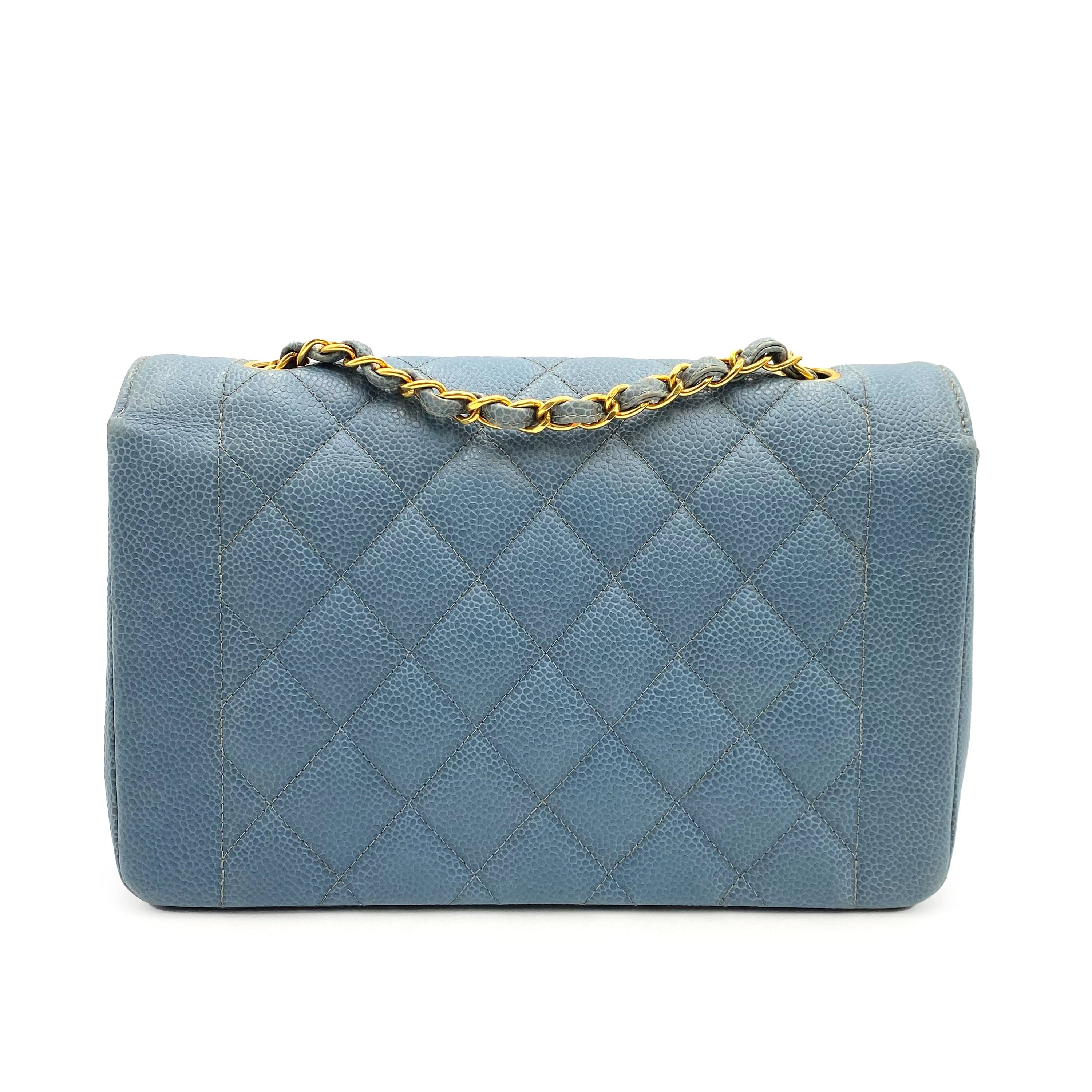 LUXURY PROMISE CHANEL VINTAGE DIANA MEDIUM CHAIN SHOULDER BAG BLUE CAVIAR SKIN 90229354