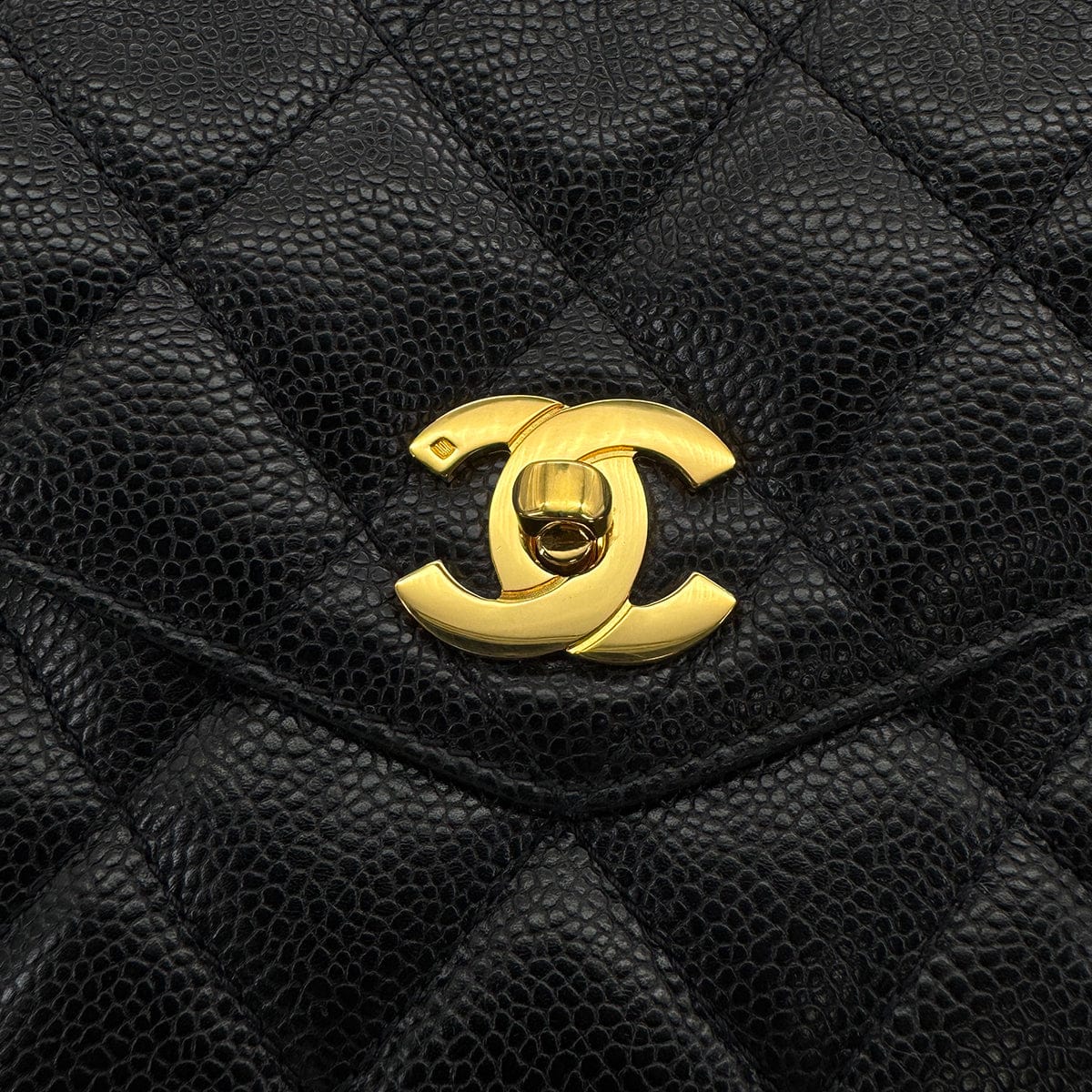 LUXURY PROMISE CHANEL VINTAGE MATELLASSE TURN LOCK CHAIN TOTE BAG BLACK CAVIAR SKIN 90308268