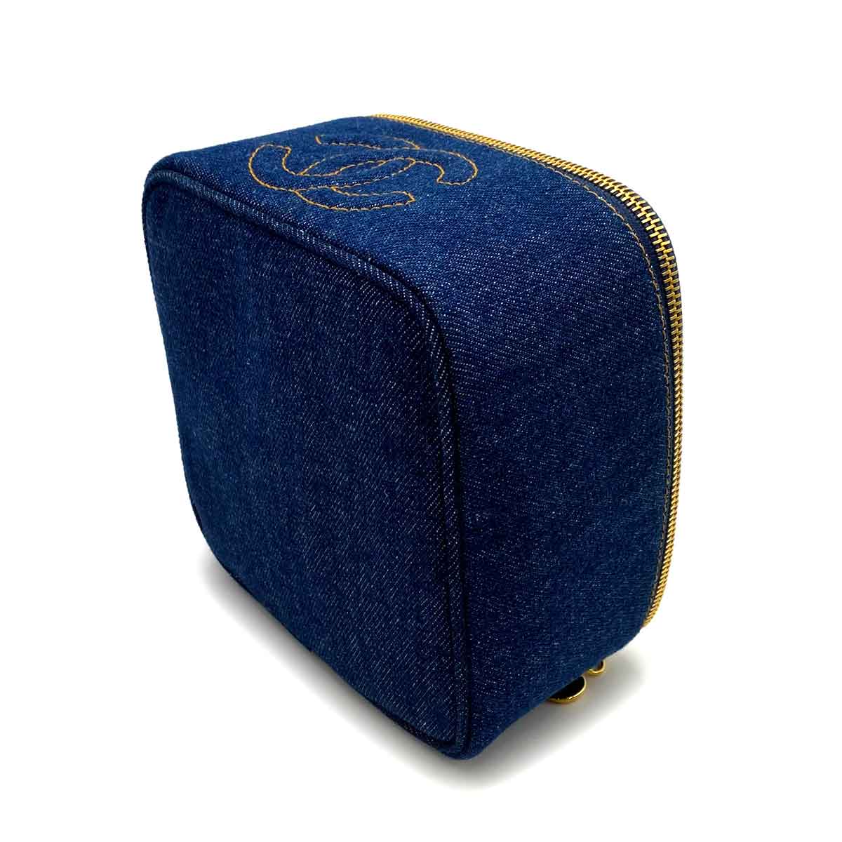 LUXURY PROMISE CHANEL VINTAGE VANITY HAND BAG BLUE DENIM 90233667