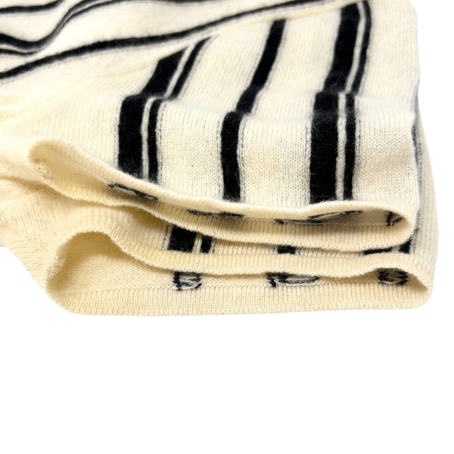Luxury Promise CHANEL Vintage 03C CC Logo Cashmere Knit Striped T-shirt Top #42 Cream Black