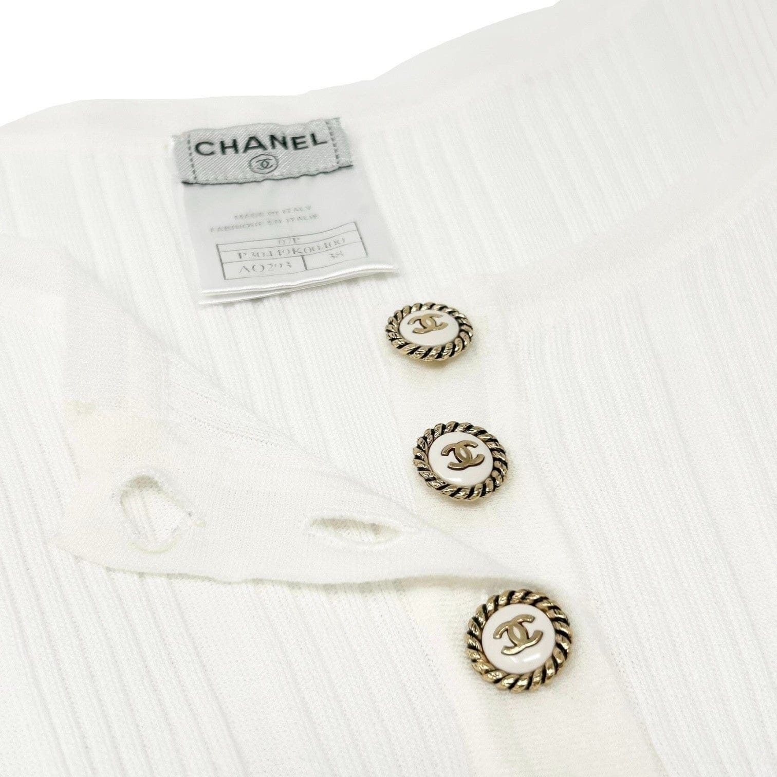Luxury Promise CHANEL Vintage 07P CC Logo Knit Top Button Short Sleeve #38 White Gold Cotton