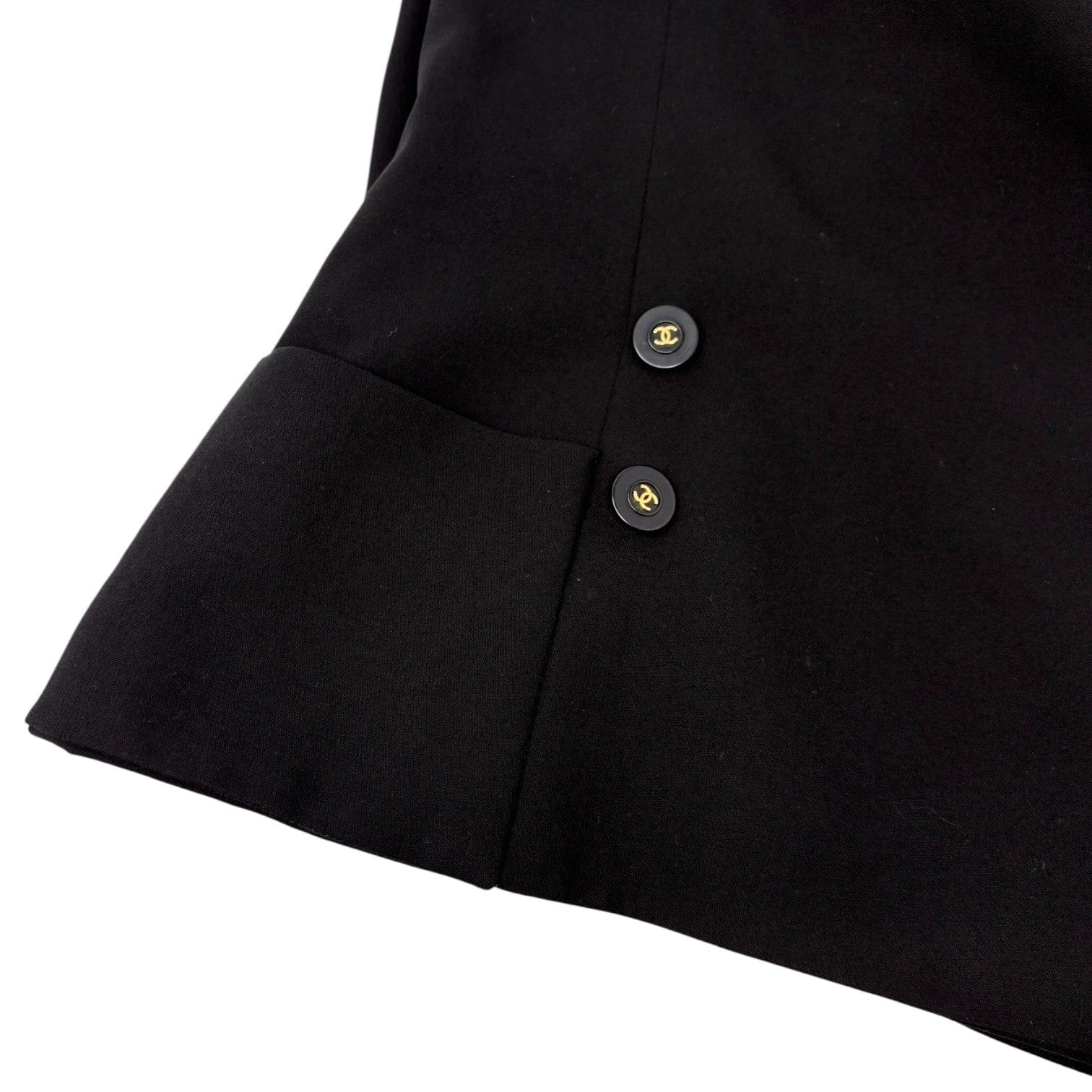 Luxury Promise CHANEL Vintage 94P CC Mark Logo Jacket Button Black Gold Long Sleeve Collar