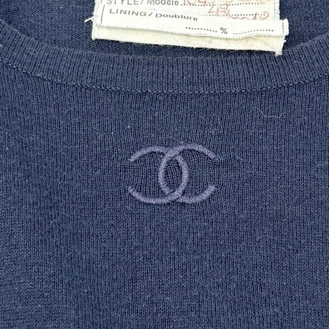 Luxury Promise CHANEL Vintage 95C CC Logo Knit Top #42 Sweater Dark Blue Long Sleeve Cotton