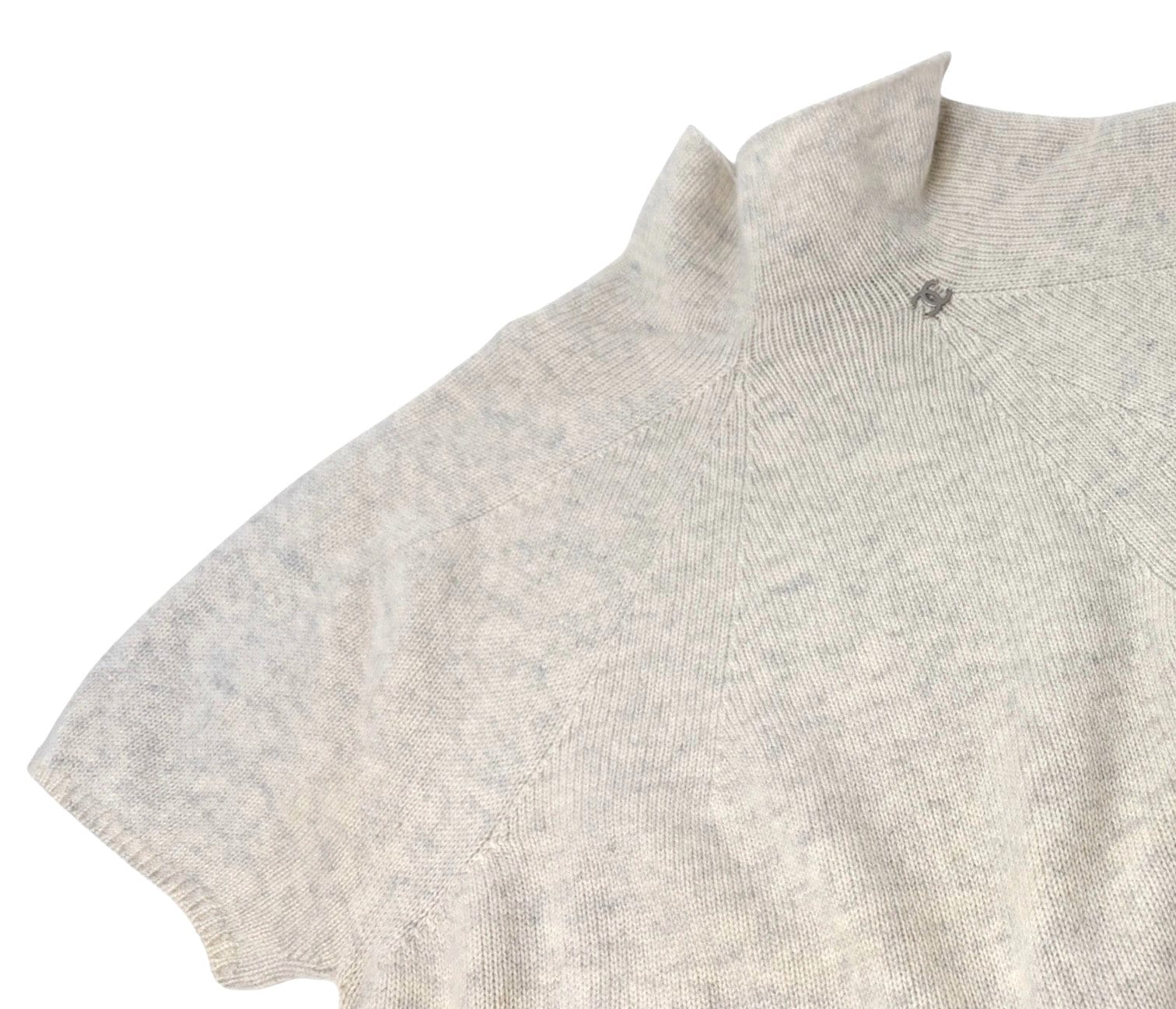 Luxury Promise CHANEL Vintage 99P CC Logo Turtleneck Knit T-shirt Top #42 Cream Cashmere