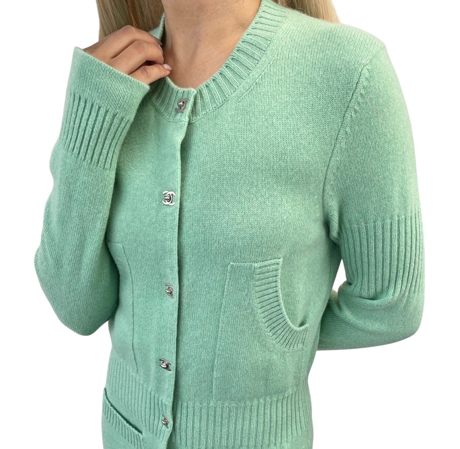 Luxury Promise CHANEL Vintage P52425 CC Turnlock Logo Knit Cardigan Dress #38 Cashmere Green