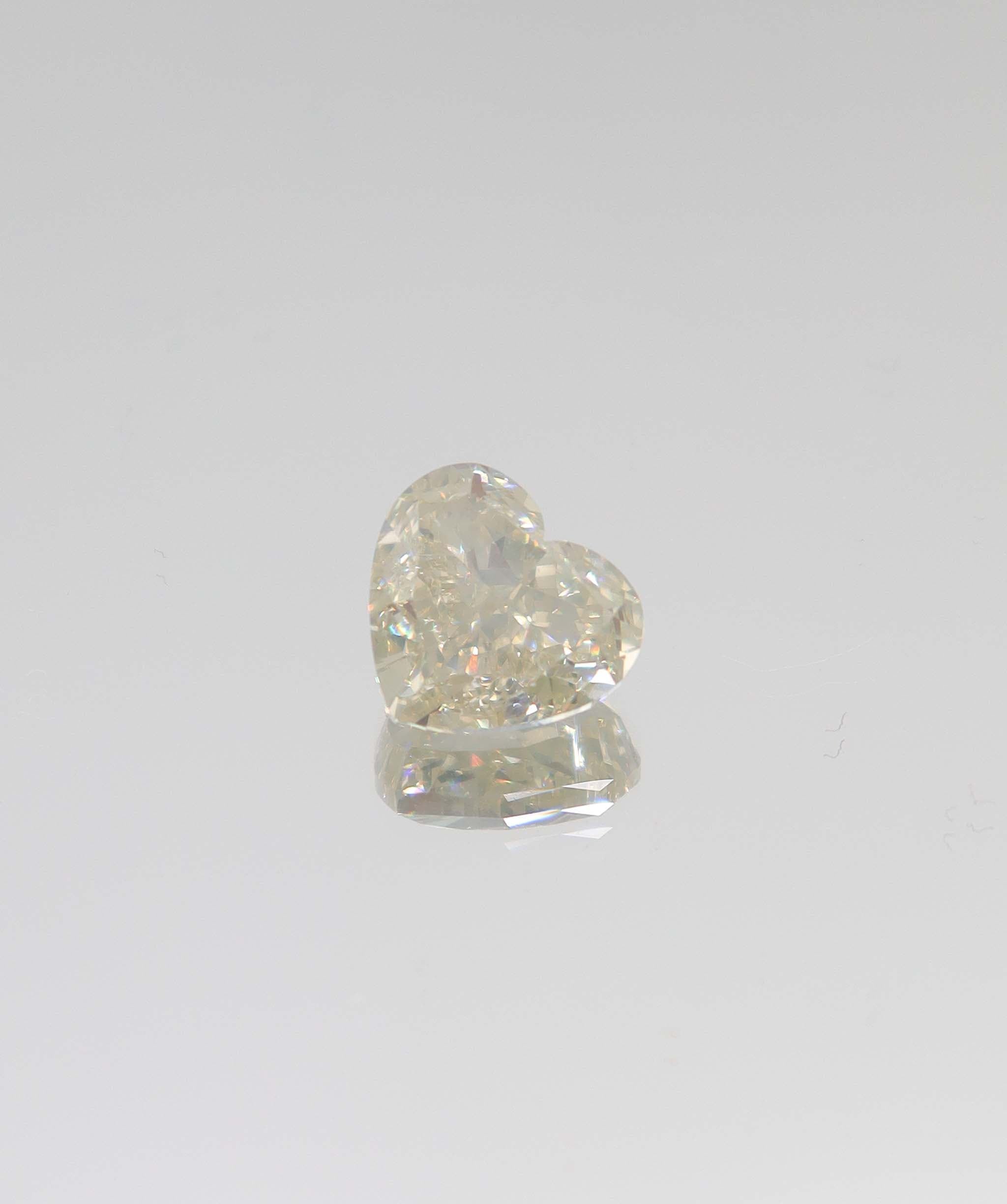Luxury Promise 5.05ct champagne heart diamond DXBCS4382