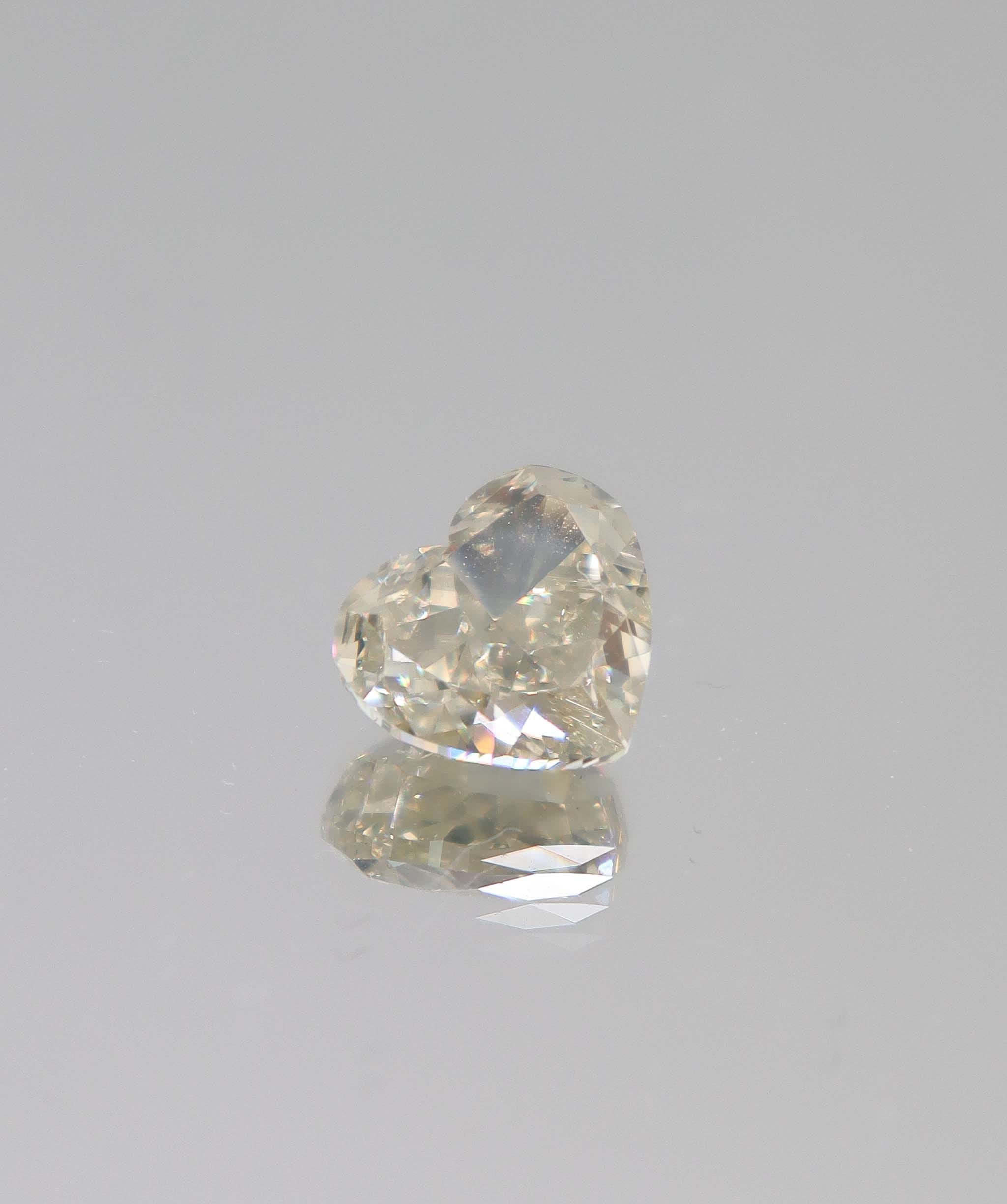 Luxury Promise 5.05ct champagne heart diamond DXBCS4382