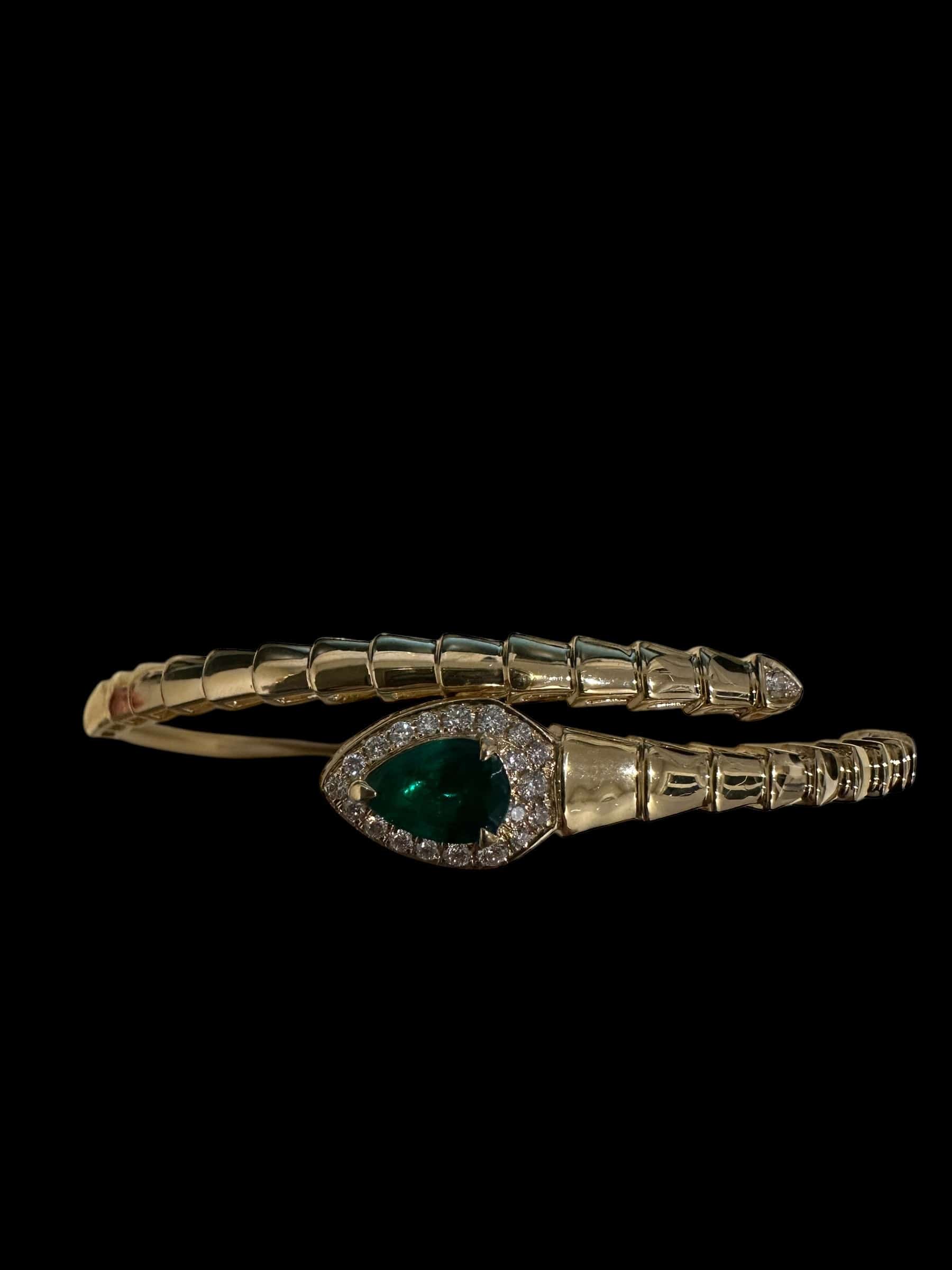 Luxury Promise 0.63ct Emerald & 0.203ct Diamond Serpent Bangle