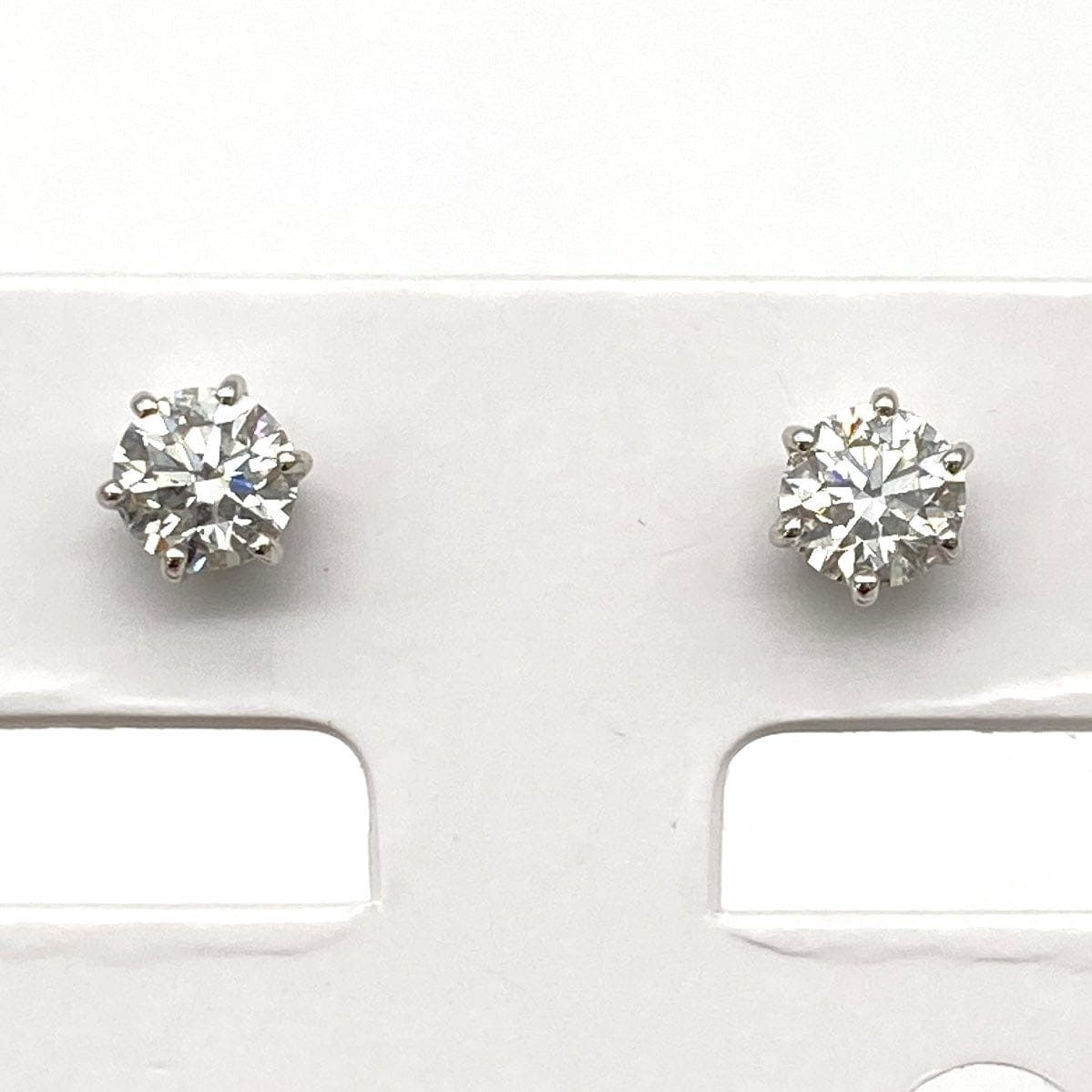 LUXURY PROMISE F-VS2-EX-N/FPt900 Diamond Piercing D0.303 D0.304 1 Medium Mirror*2 52014