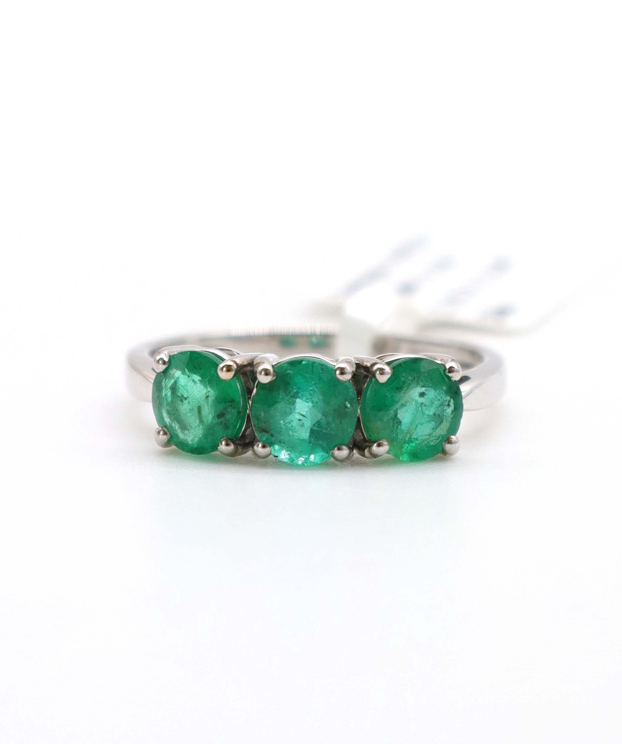 Luxury Promise 1.48ct Emerald Trilogy Ring in 18K White Gold DXBCS5094