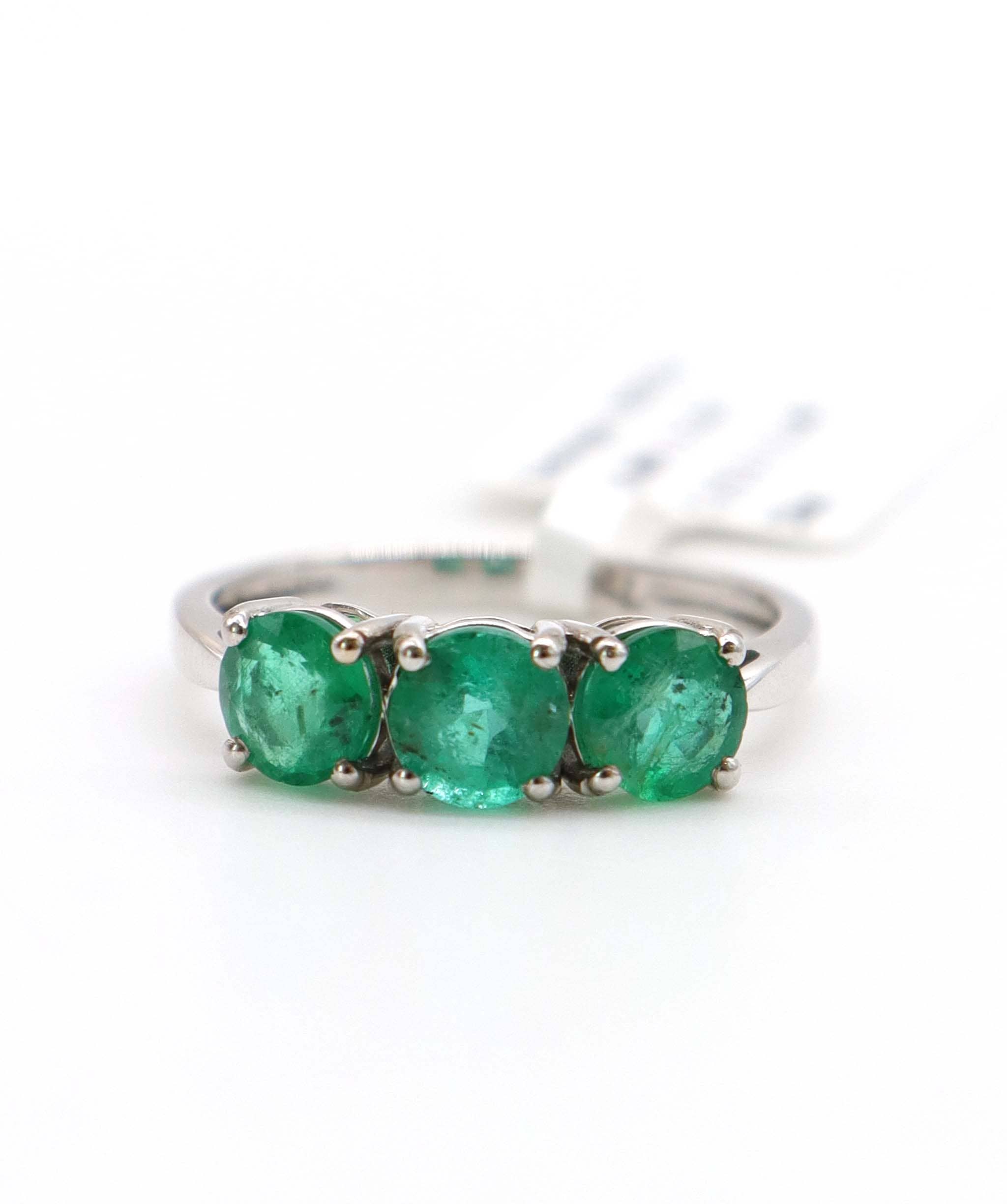 Luxury Promise 1.48ct Emerald Trilogy Ring in 18K White Gold DXBCS5094