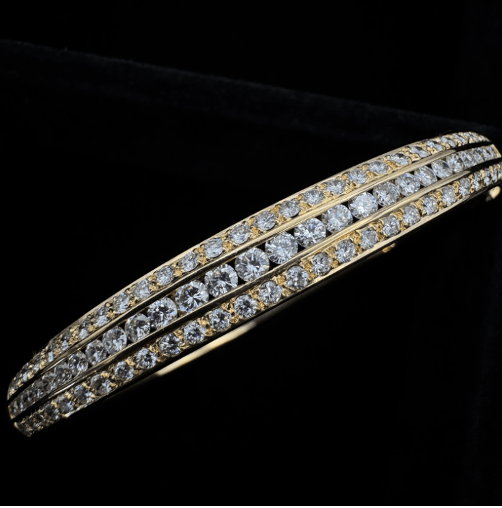 Luxury Promise 750/18K Diamond Bangle D2.75 24.3g 53589