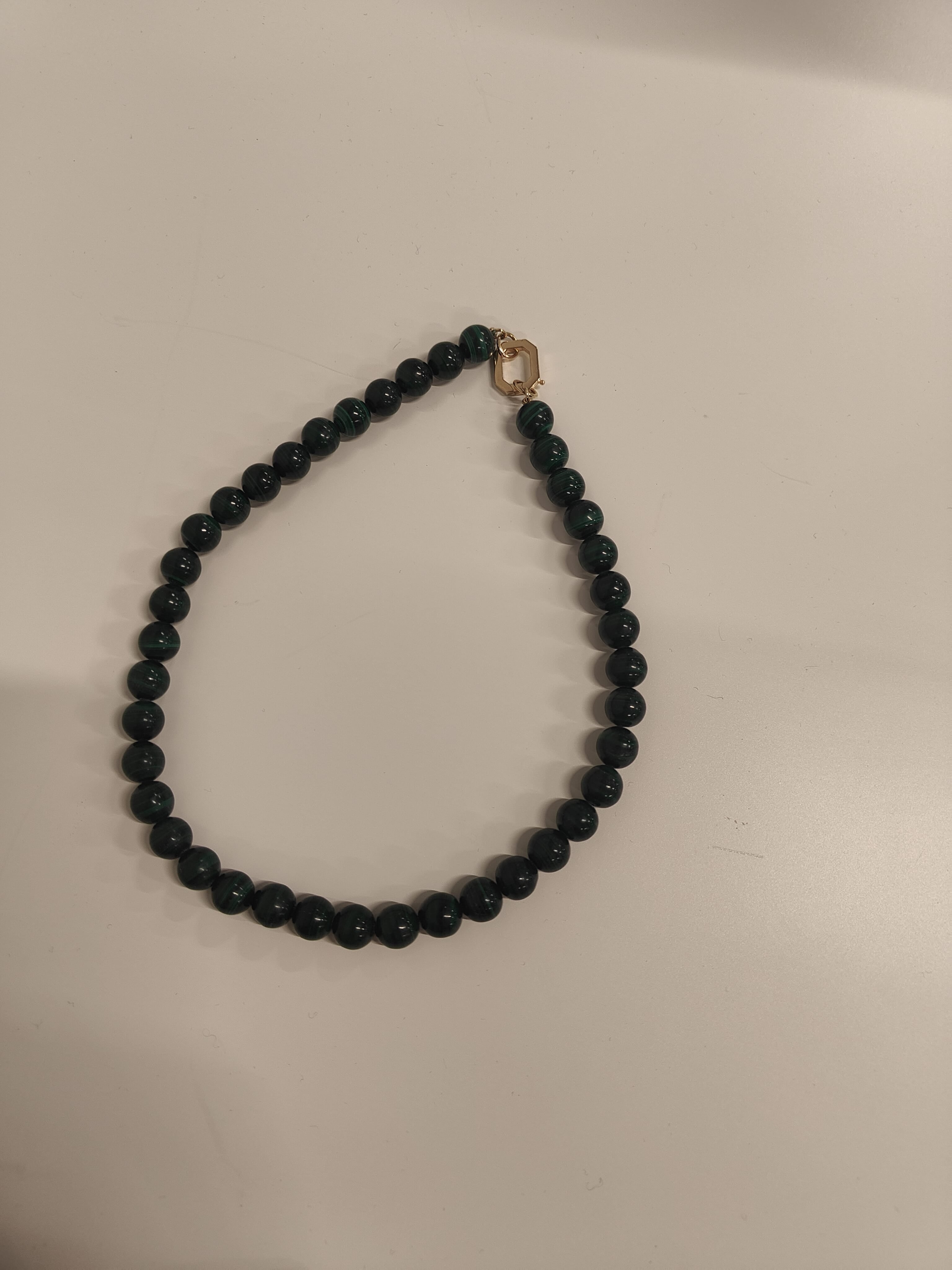 Luxury Promise Malachite beads with 18 carat gold
clasp AGC3565