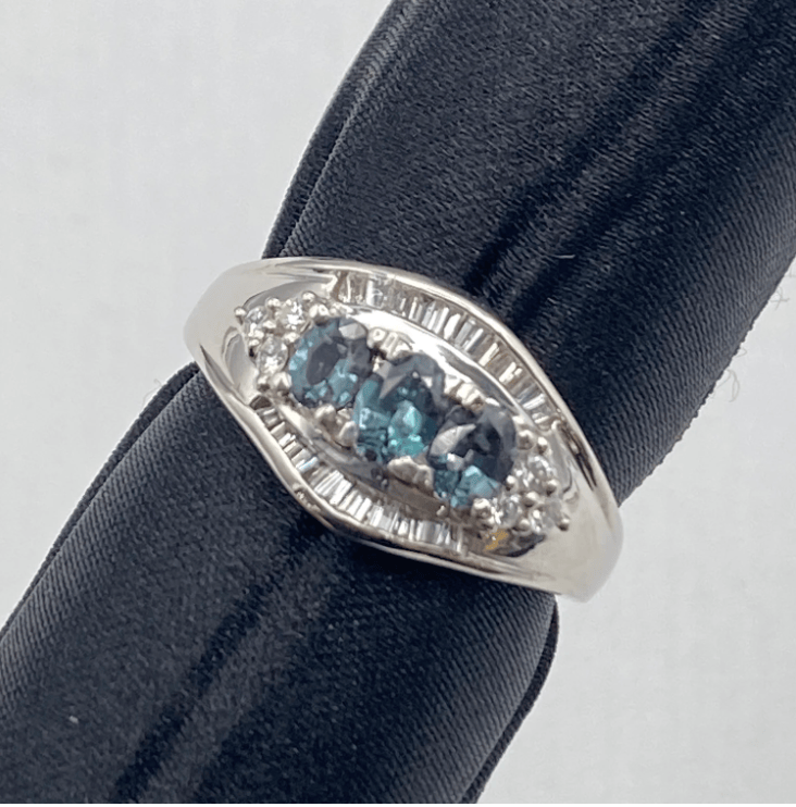 Luxury Promise Pt900 Alexandrite Ring AL0.52 D0.28 7.2g Medium US 5.5 54996