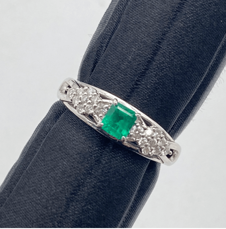 Luxury Promise Pt900 Emerald Ring E0.34 D0.22 4.4g US 6 55444