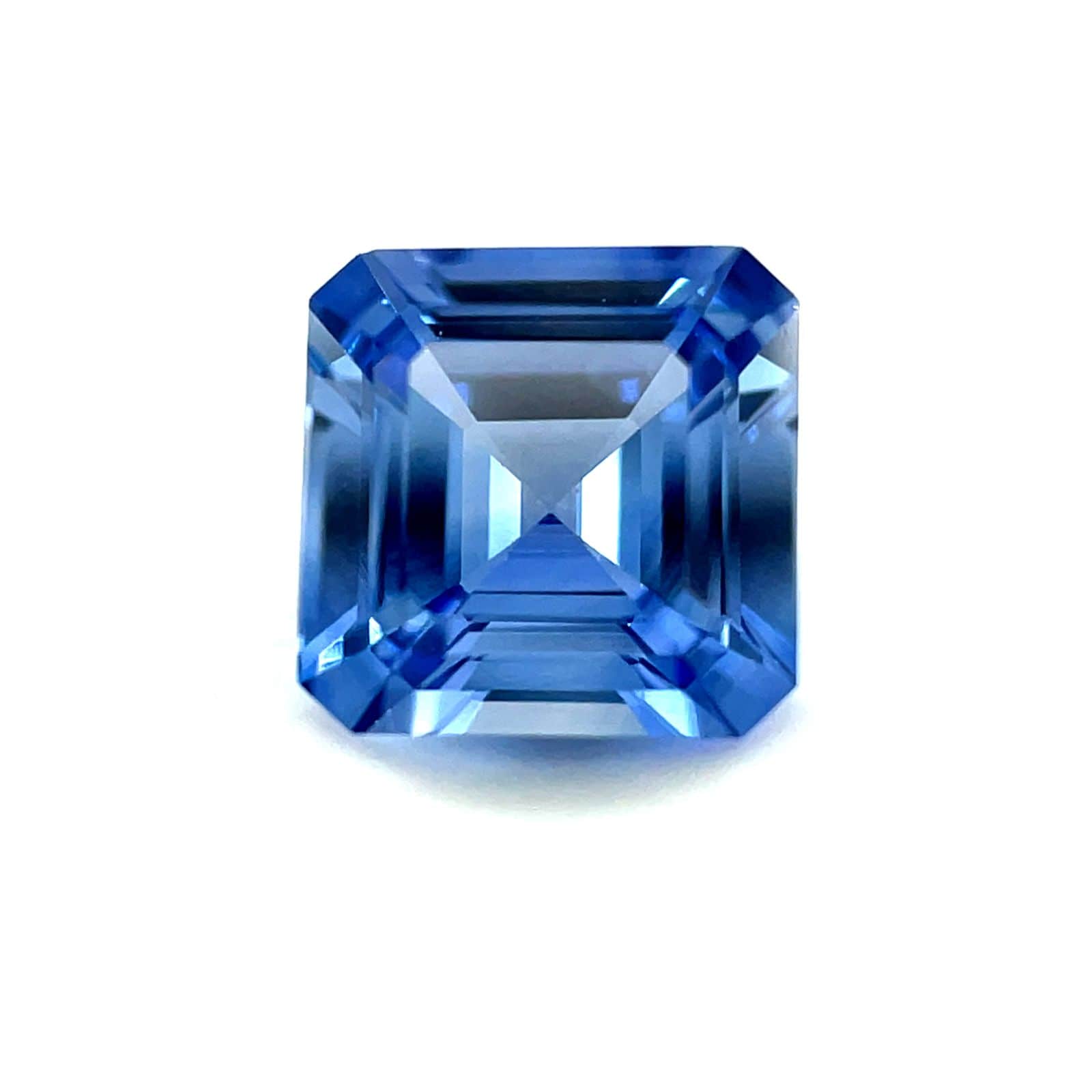 Luxury Promise 0.99ct Blue Sapphire DXBCD1955