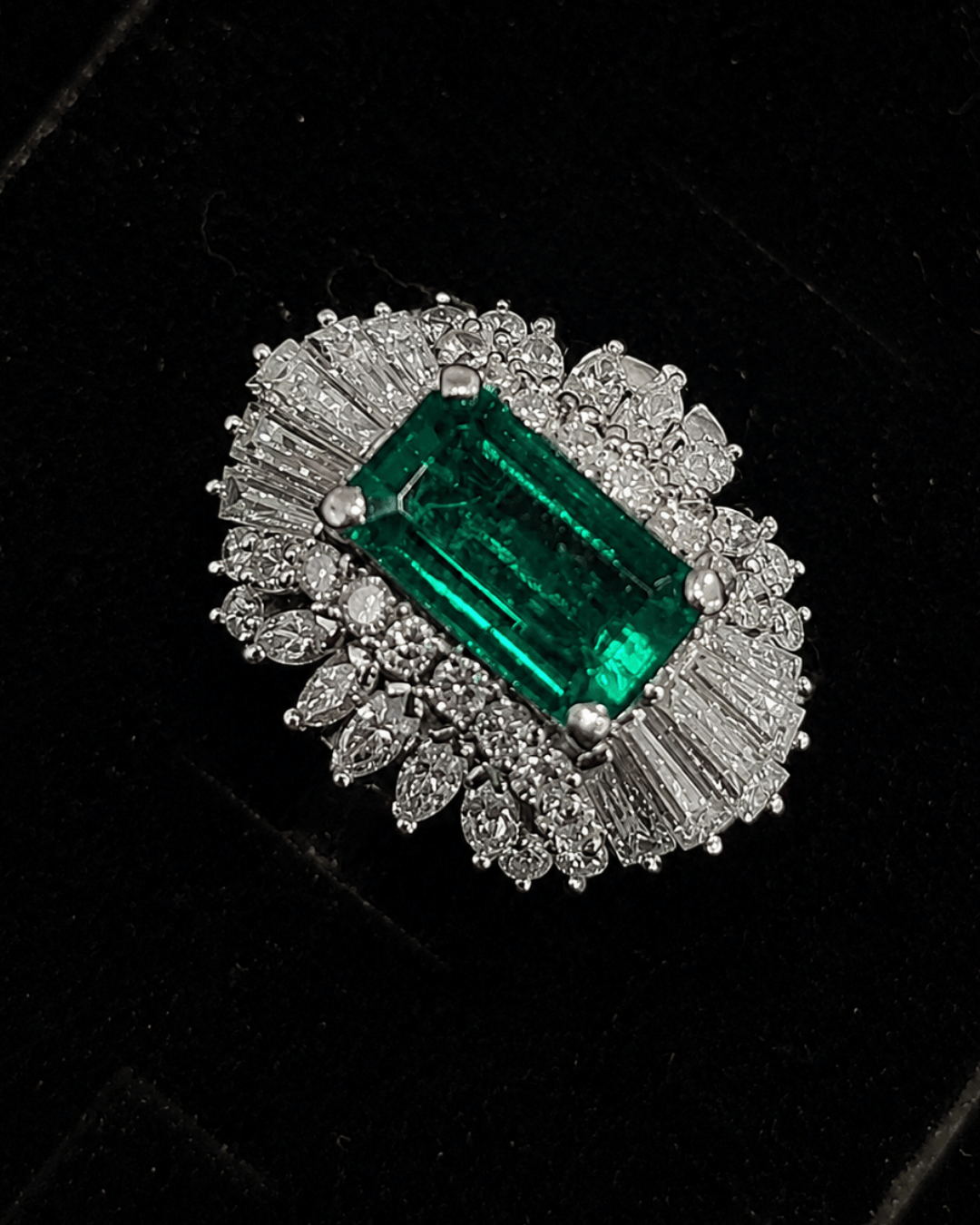 Luxury Promise GIA F1 Colombian Emerald Ring in Pt900 / E2.01ct / D1.60ct 1034 JJC0665