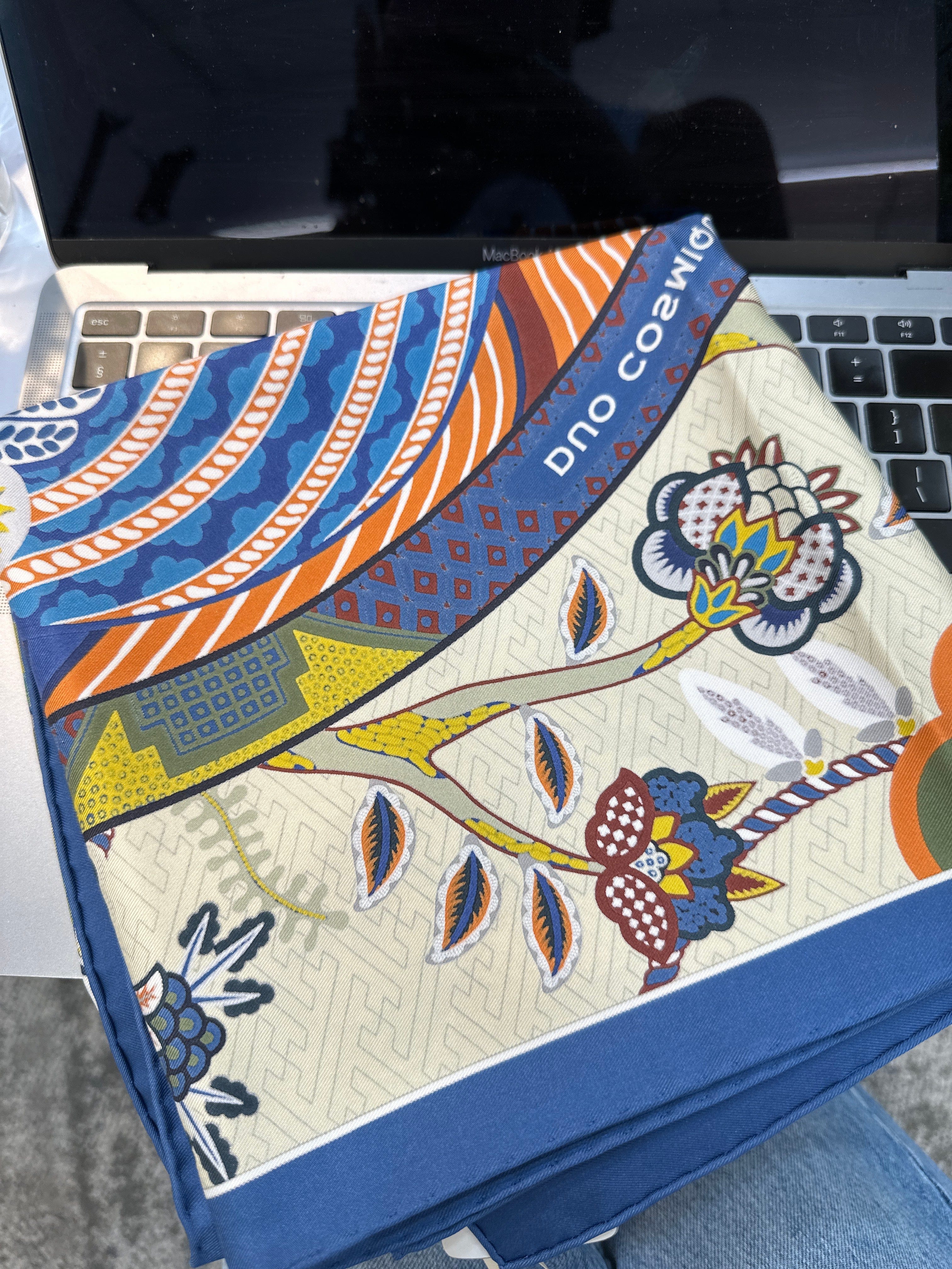 Luxury Promise Hermes 90 x90 duo cosmique blue 90261802