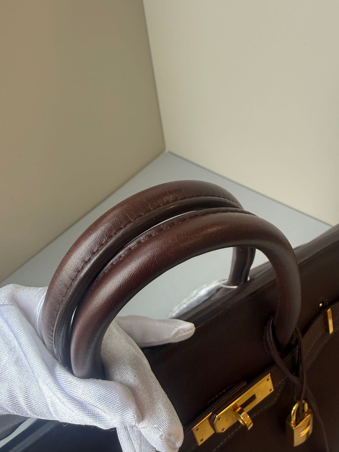 LUXURY PROMISE Hermès Birkin 35 in Mocca Box Calfskin with Gold Hardware