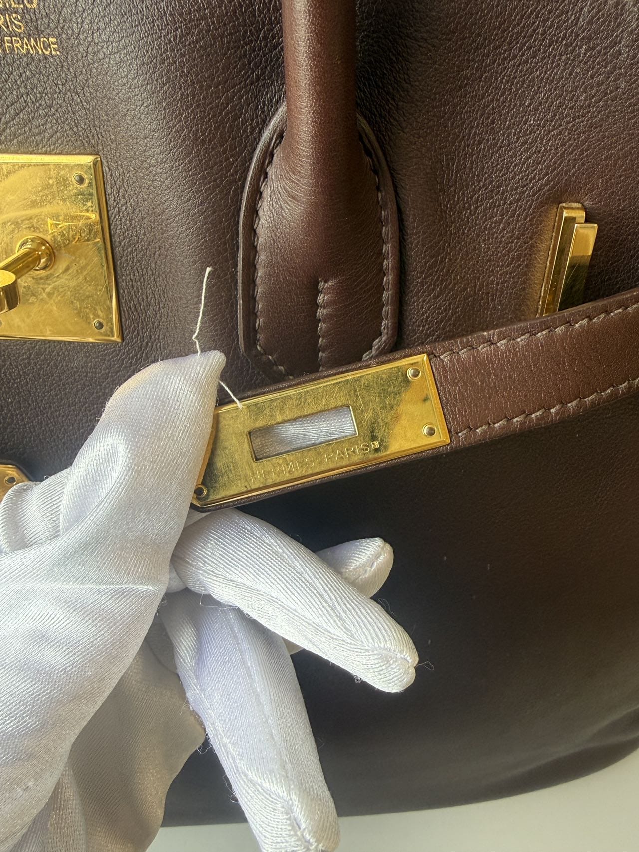 LUXURY PROMISE Hermès Birkin 35 in Mocca Box Calfskin with Gold Hardware