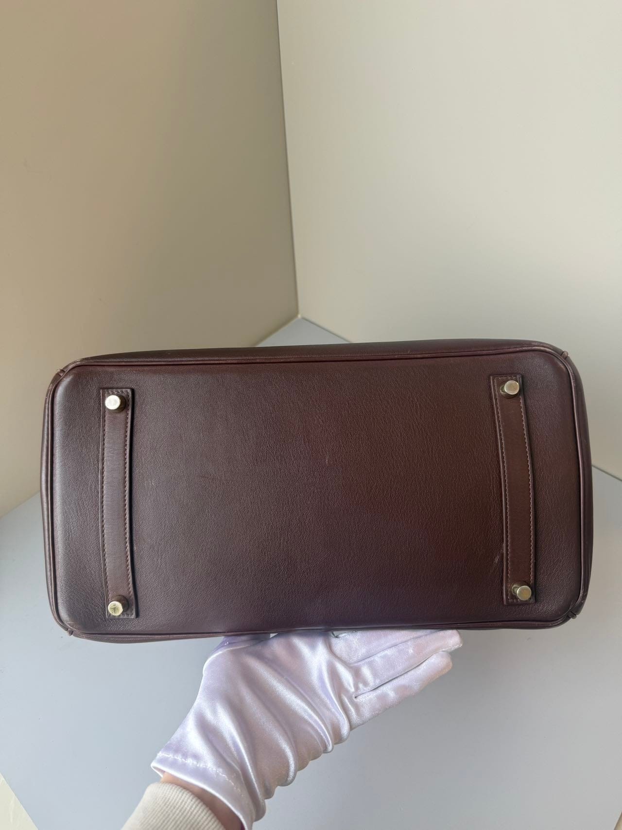 LUXURY PROMISE Hermès Birkin 35 in Mocca Box Calfskin with Gold Hardware