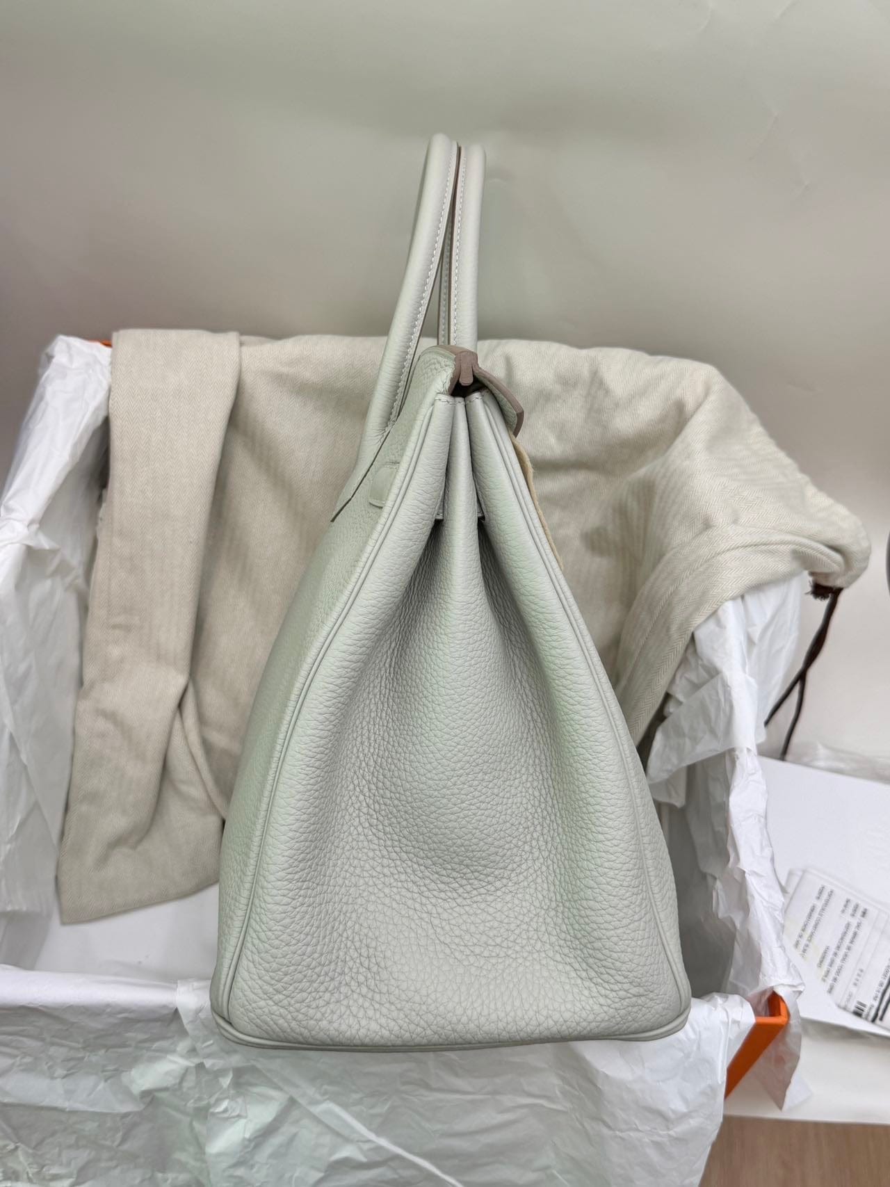 LUXURY PROMISE Hermès Birkin 35 Togo Pearl Gray Gold Hardware Y Stamp