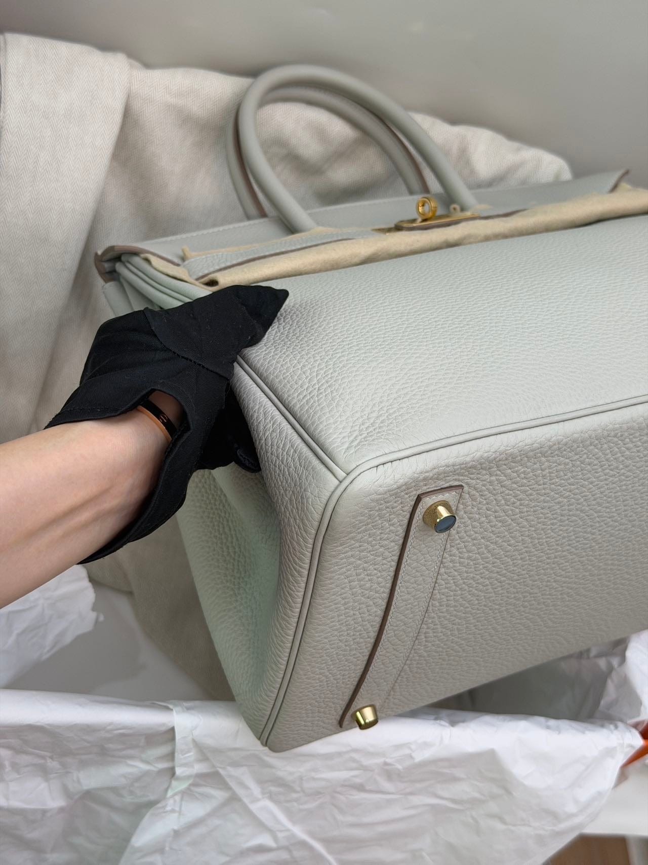 LUXURY PROMISE Hermès Birkin 35 Togo Pearl Gray Gold Hardware Y Stamp